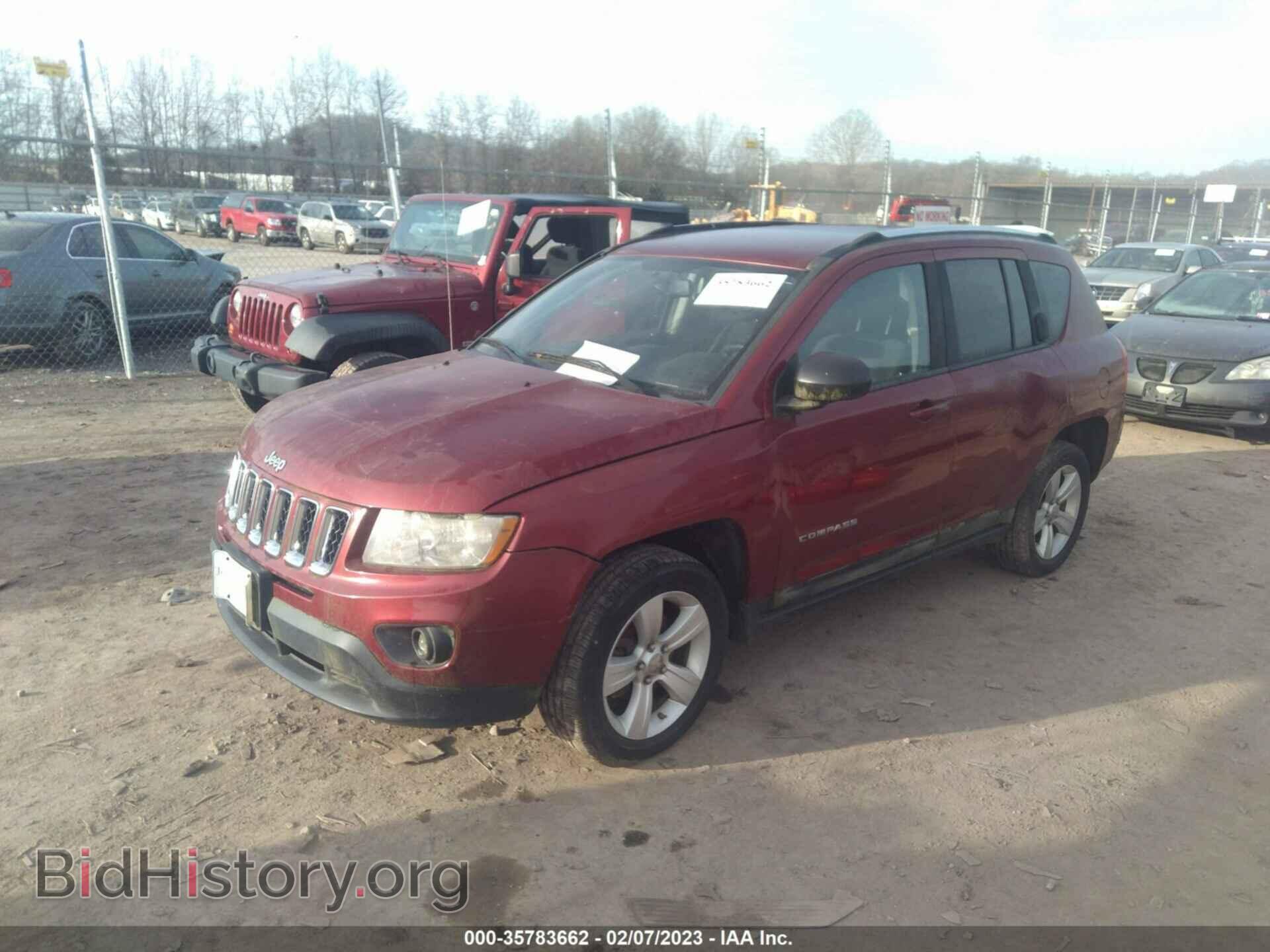 2011 JEEP COMPASS - VIN: 1J4NF1FB7BD136683 - Photo 2
