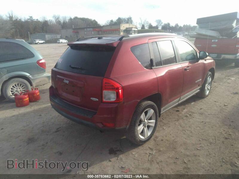 2011 Jeep COMPASS (VIN 1J4NF1FB7BD136683) — фото 4 из 12