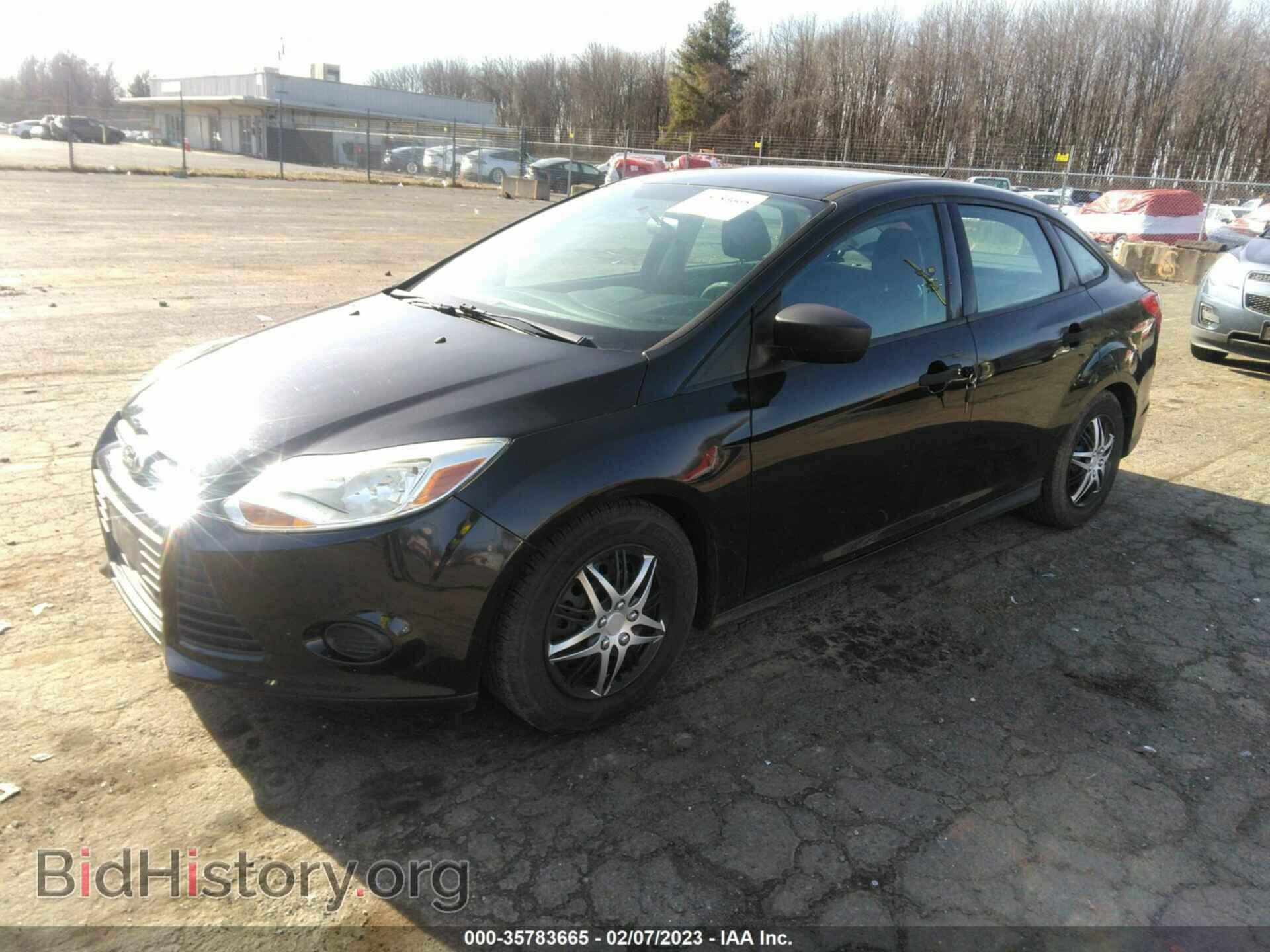 2014 FORD FOCUS - VIN: 1FADP3E23EL225470 - Фото 2