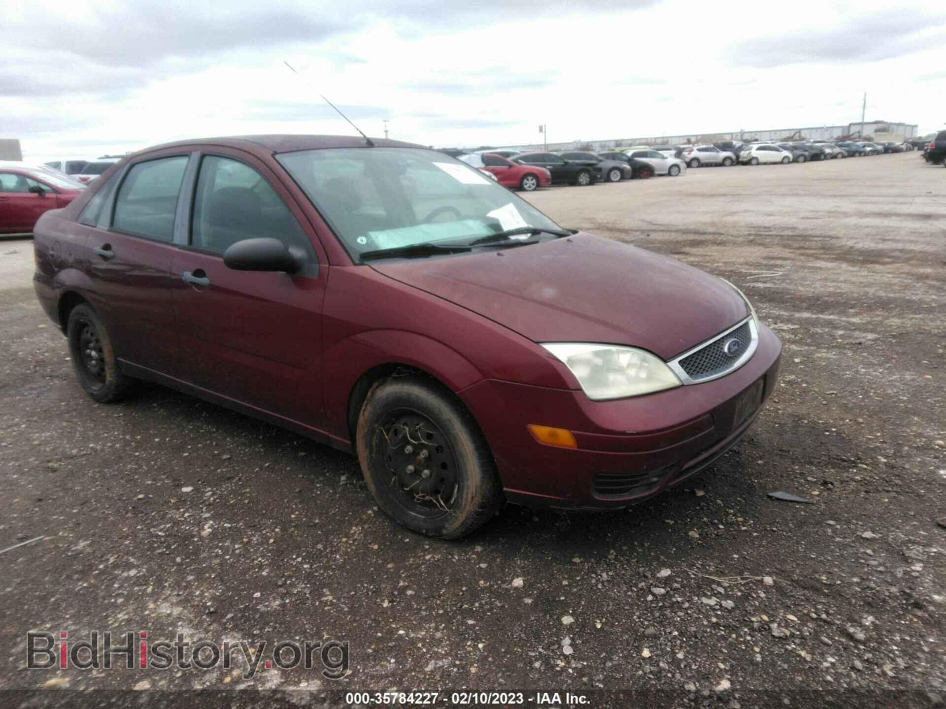 Photo 1FAFP34N27W185095 - FORD FOCUS 2007