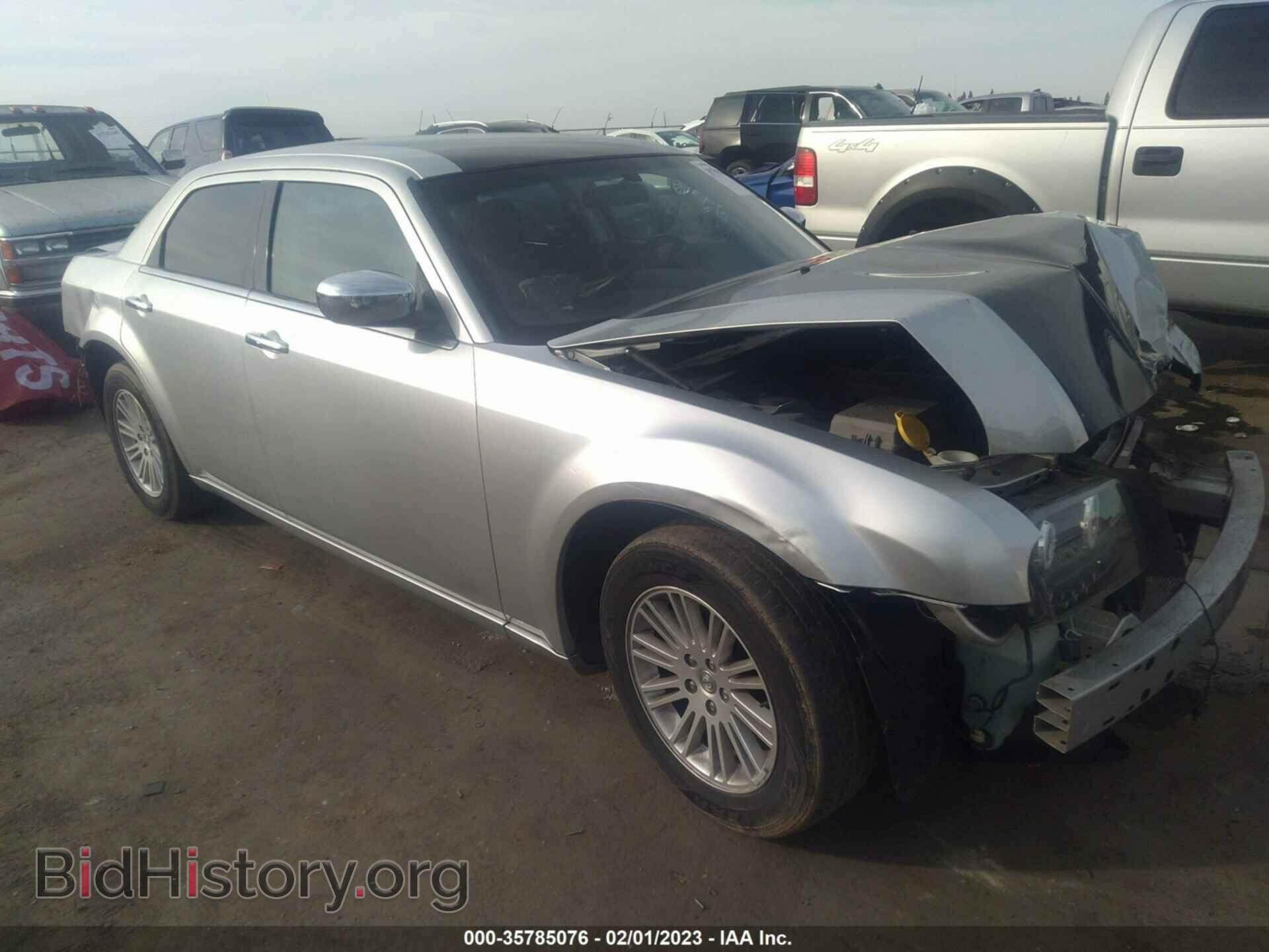 Photo 2C3CA4CD7AH221693 - CHRYSLER 300 2010