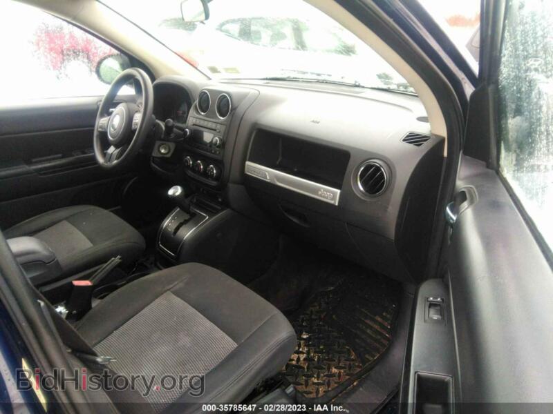 2014 Jeep COMPASS (VIN 1C4NJDBB5ED528495) — photo 5 of 10