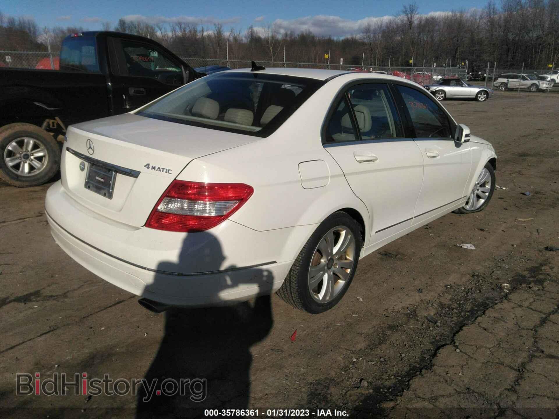 2011 MERCEDES-BENZ C-CLASS - VIN: WDDGF8BB6BR166537 - Фото 4