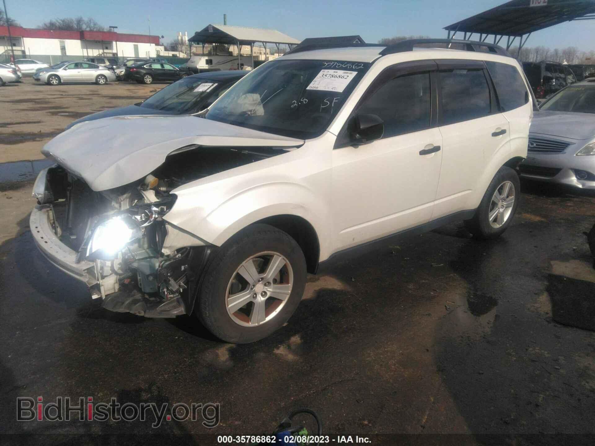 2011 SUBARU FORESTER - VIN: JF2SHABC0BH713081 - Фото 2