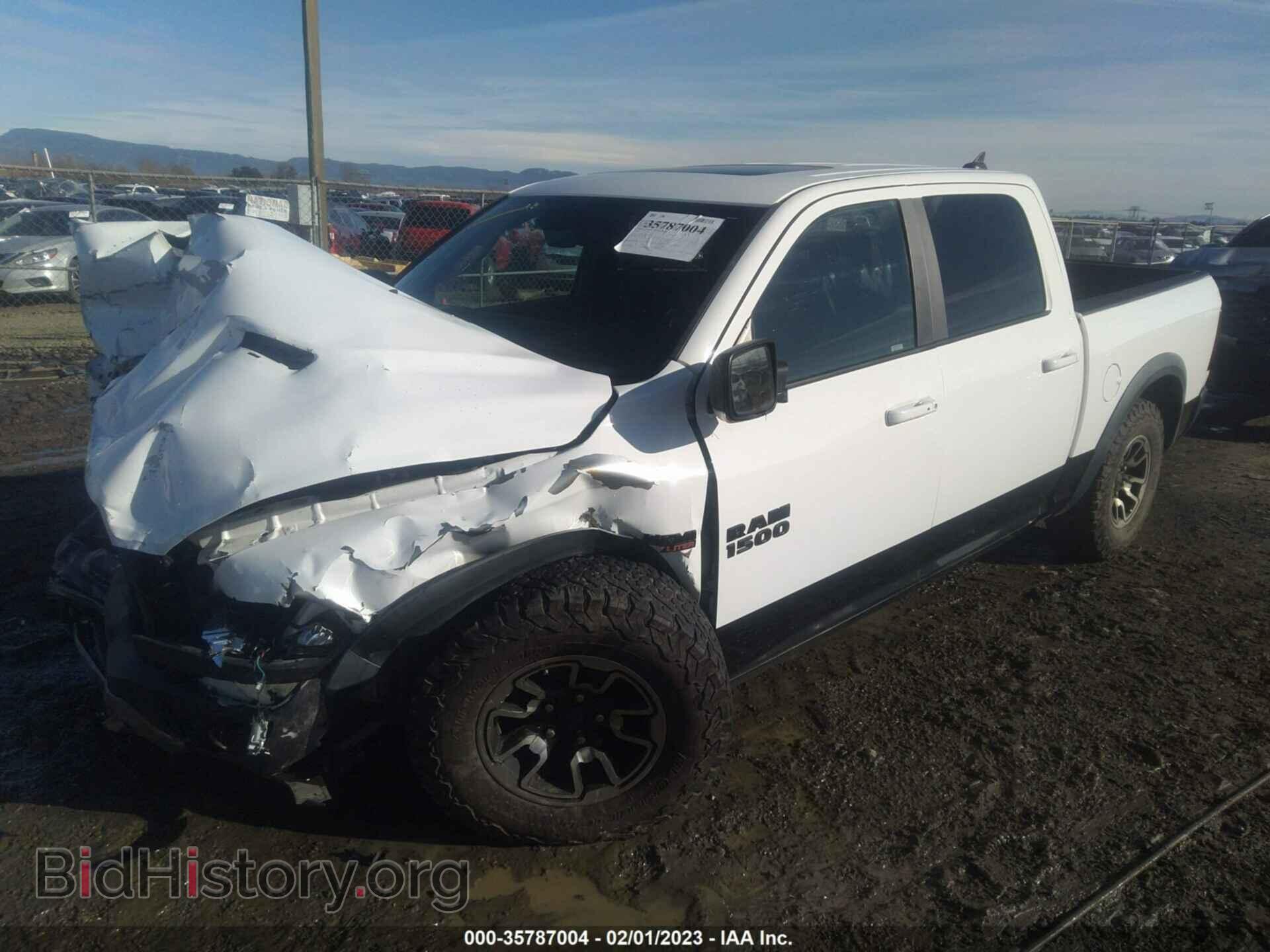 2016 RAM 1500 - VIN: 1C6RR7YTXGS180419 - Фото 2