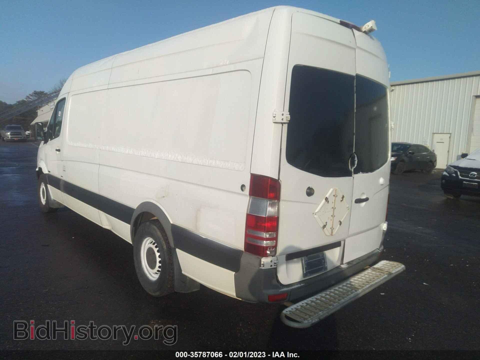 2012 MERCEDES-BENZ SPRINTER CARGO VANS - VIN: WD3PE8CB6C5710811 - Фото 3