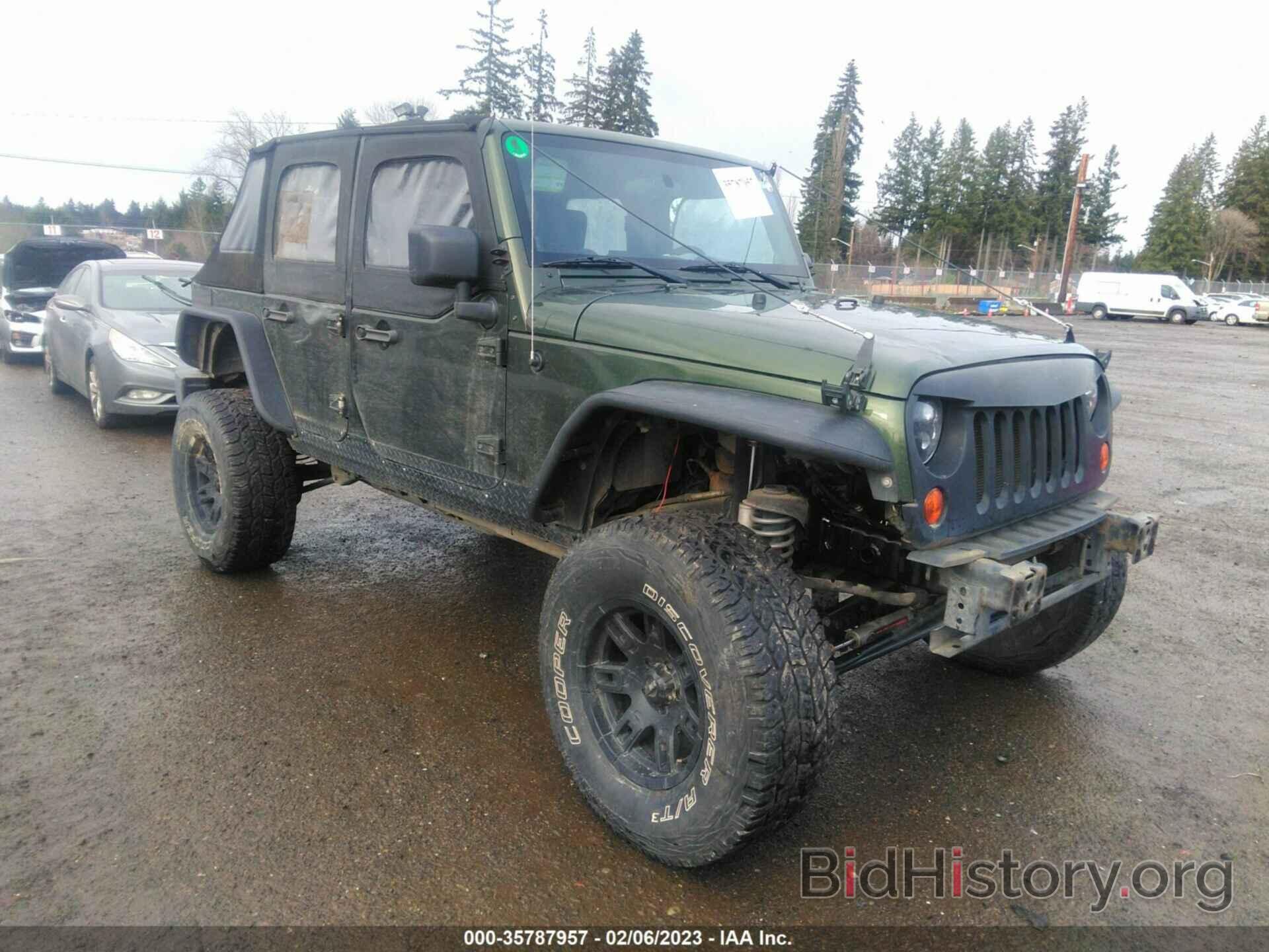 Фотография 1J4GA391X8L548861 - JEEP WRANGLER 2008