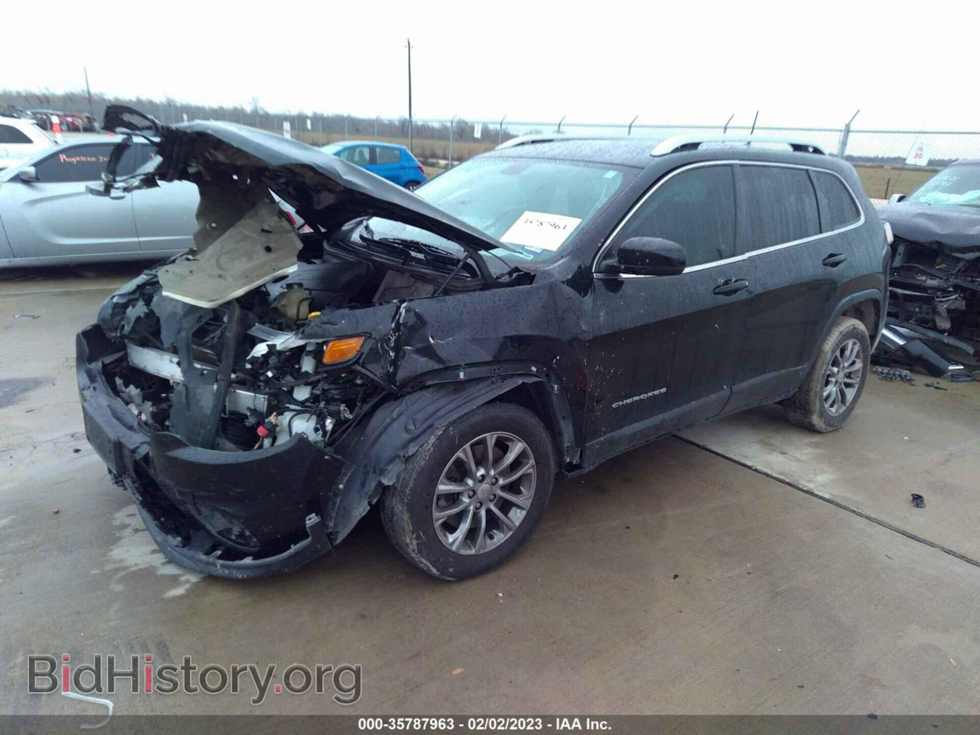 2019 JEEP CHEROKEE - VIN: 1C4PJLLB5KD301160 - Фото 2