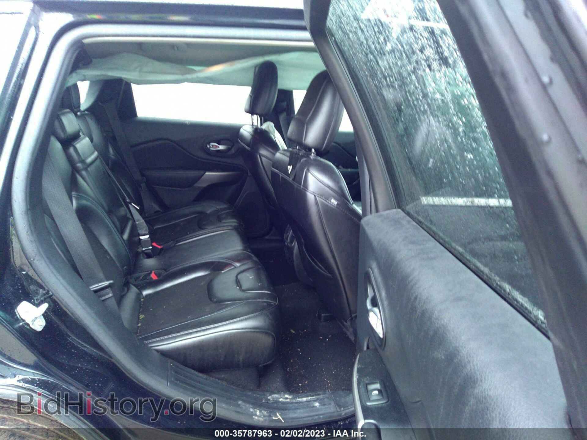 2019 JEEP CHEROKEE - VIN: 1C4PJLLB5KD301160 - Фото 8