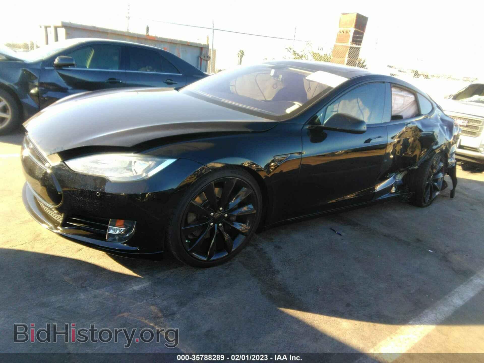 2013 TESLA MODEL S - VIN: 5YJSA1DP9DFP20522 - Фото 2