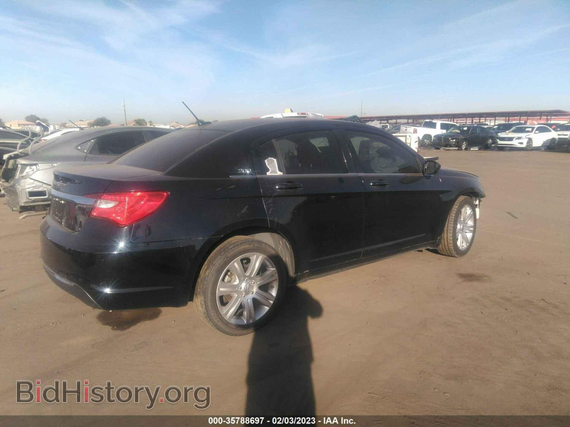 2012 CHRYSLER 200 - VIN: 1C3CCBBG0CN161132 - Фото 4