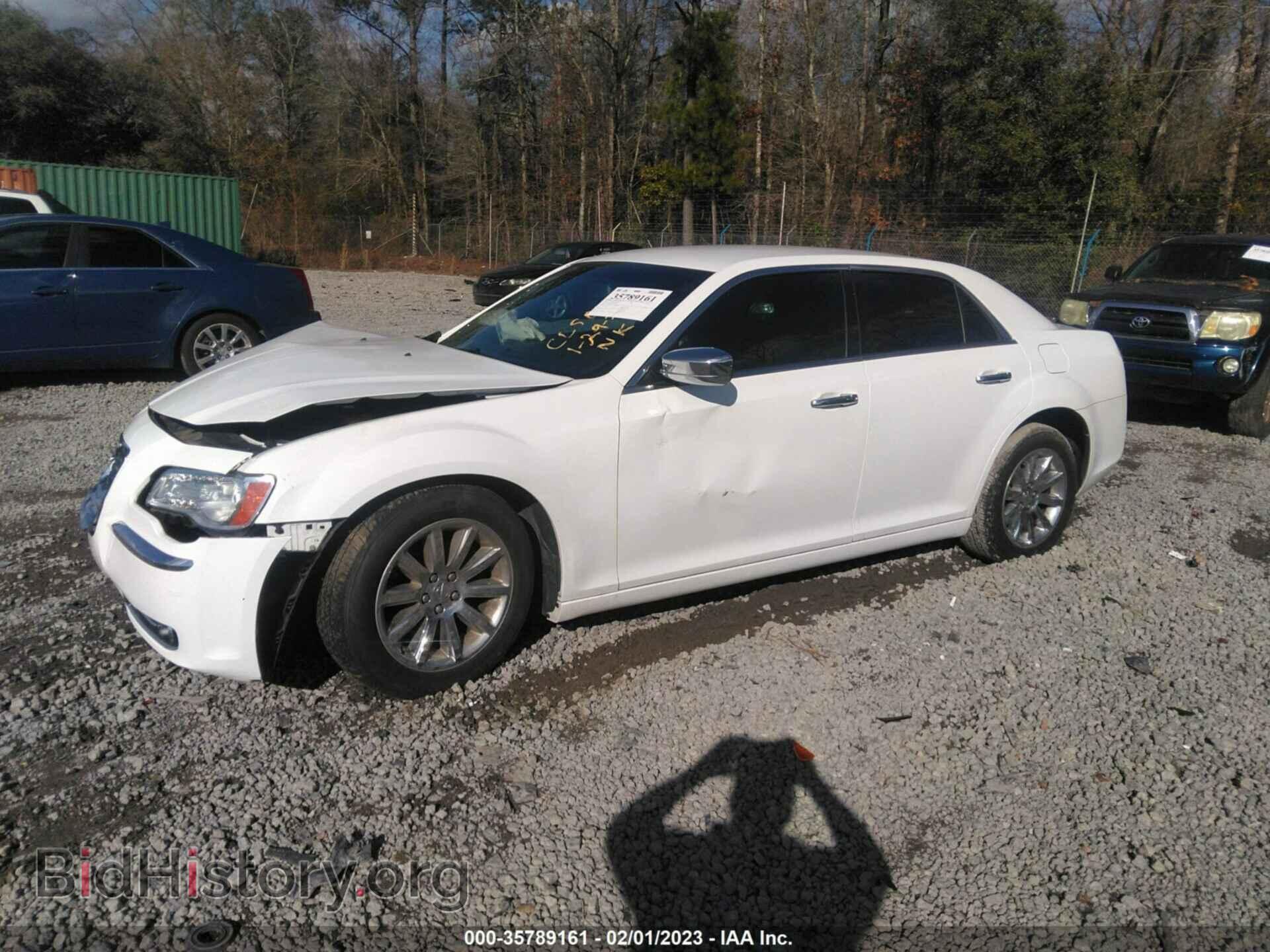 2014 CHRYSLER 300 - VIN: 2C3CCAEG9EH379801 - Фото 2