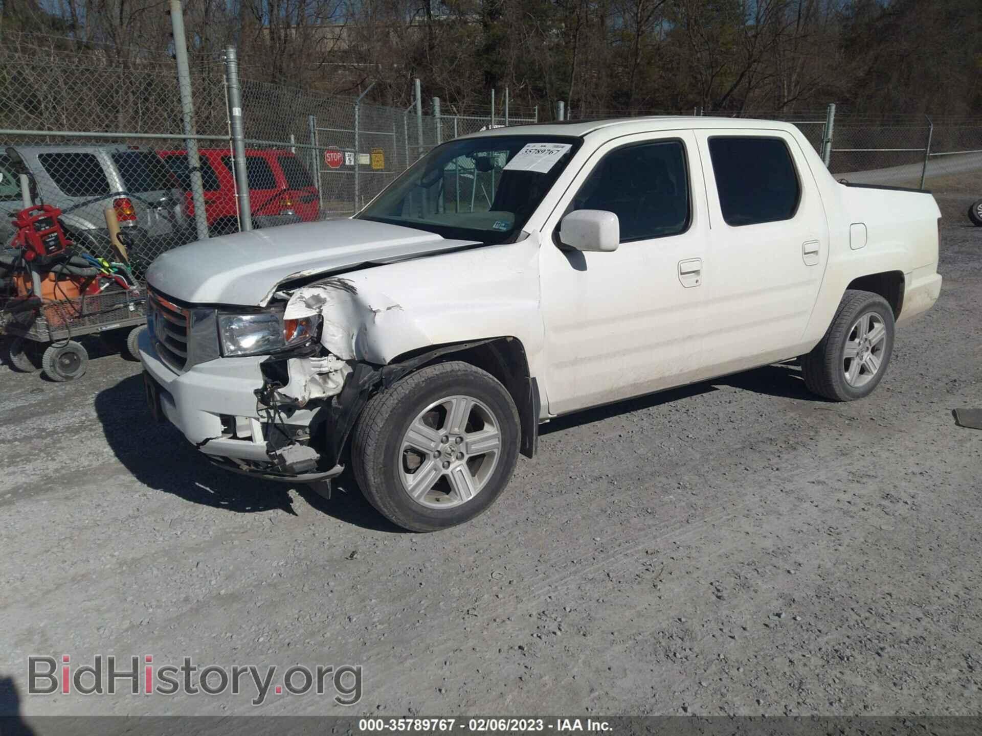 2013 HONDA RIDGELINE - VIN: 5FPYK1F54DB013225 - Фото 2