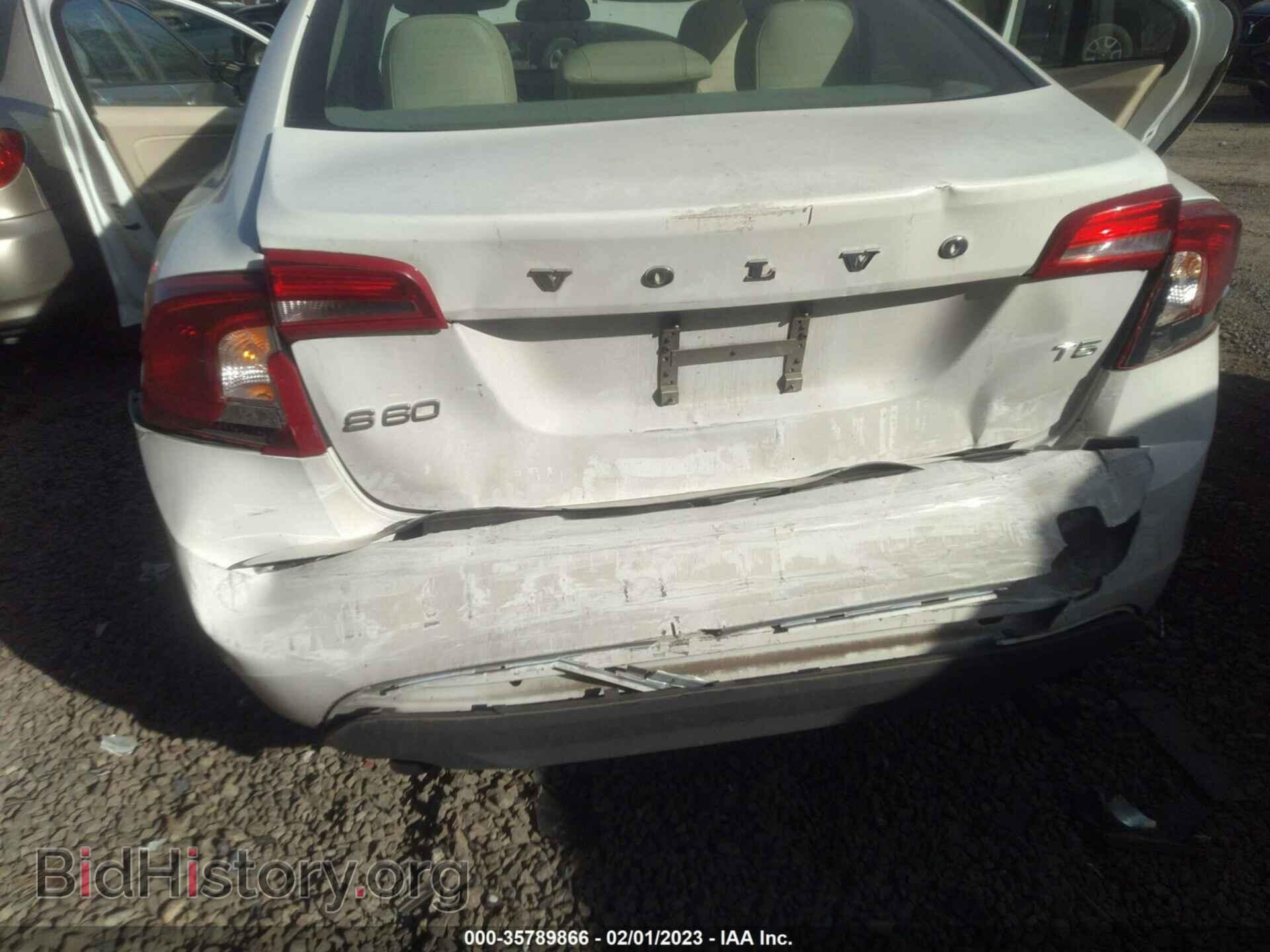 2012 VOLVO S60 - VIN: YV1622FSXC2034944 - Фото 6
