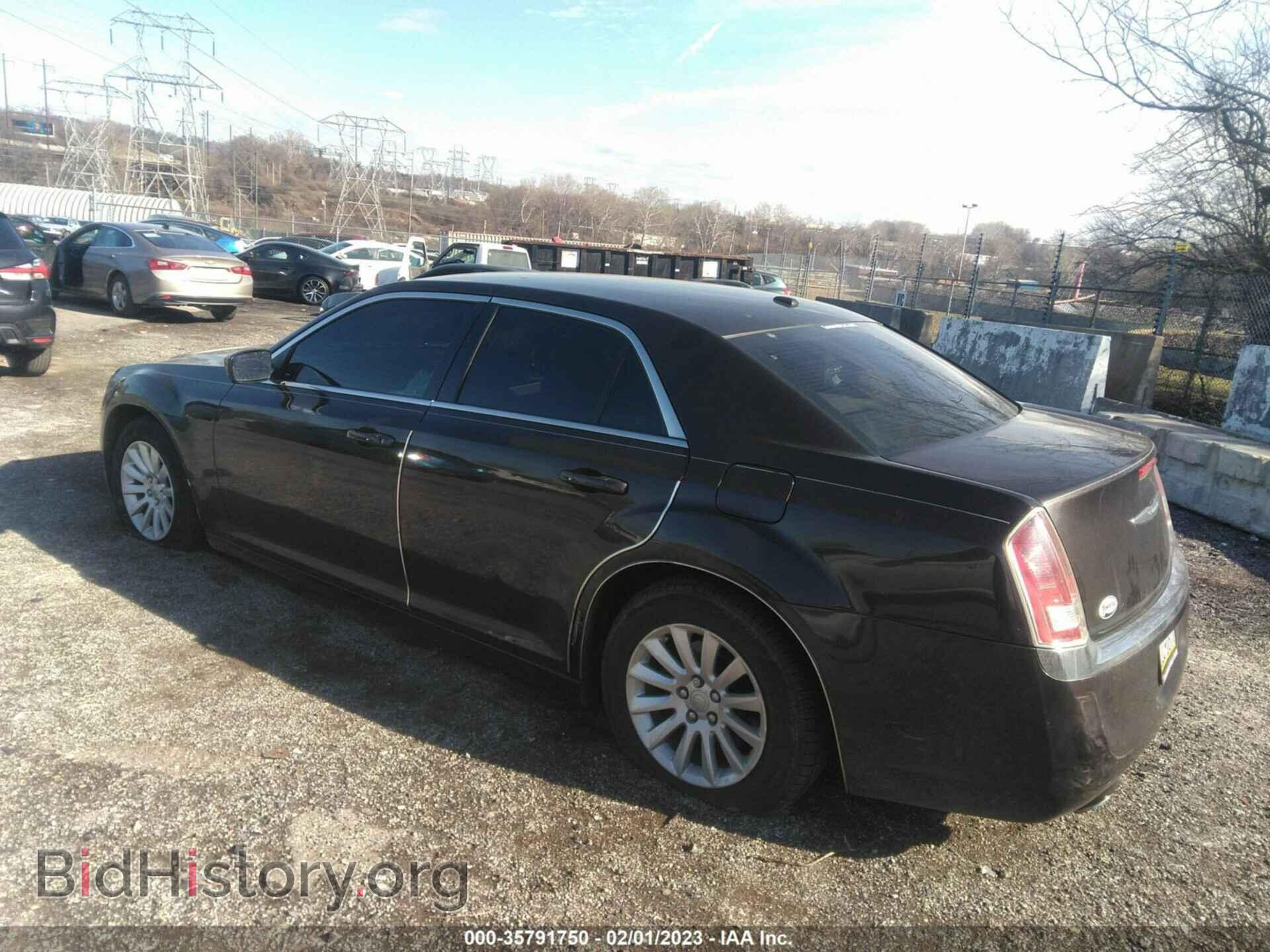 2012 CHRYSLER 300 - VIN: 2C3CCAAG1CH245951 - Фото 3