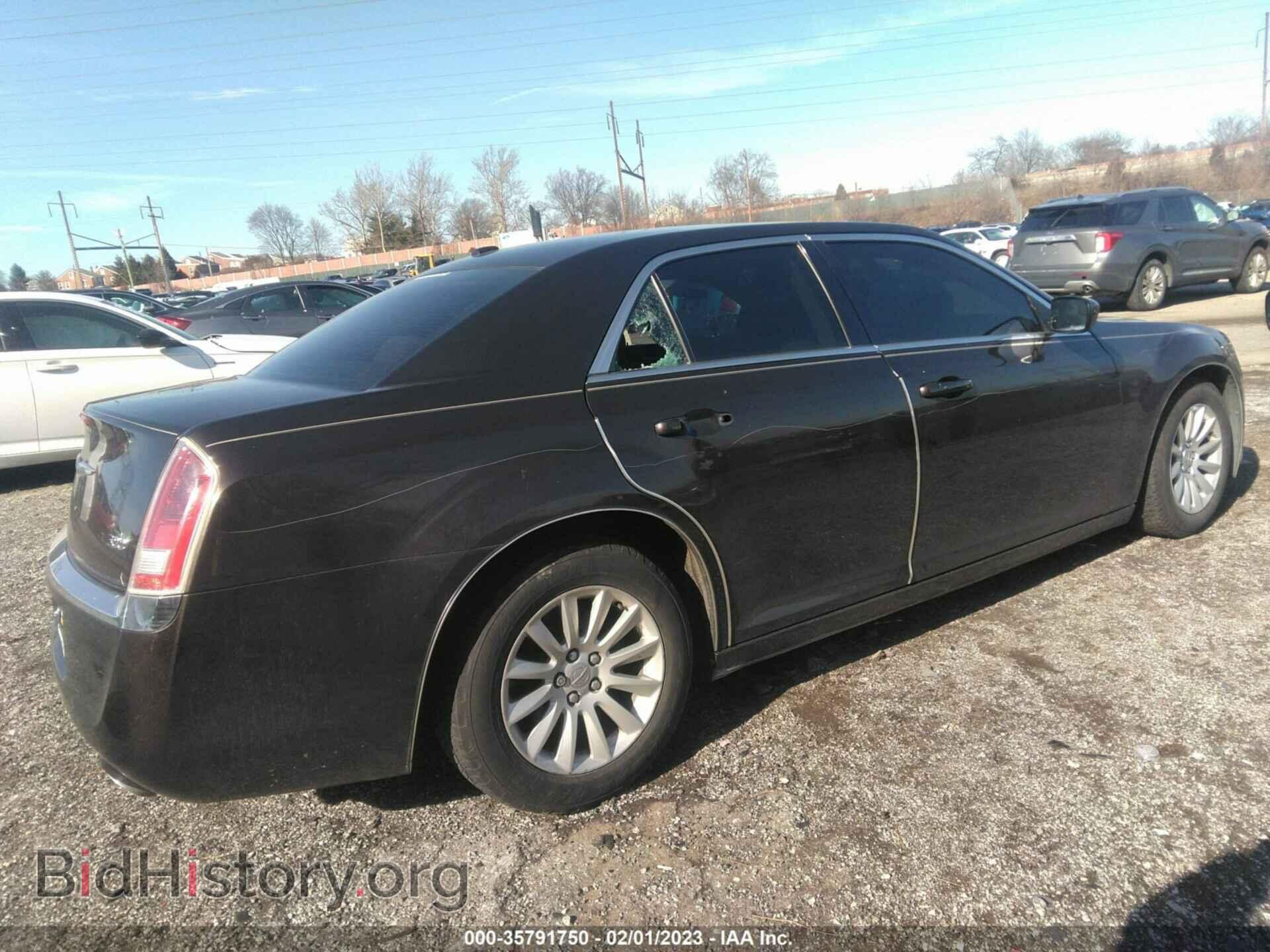 2012 CHRYSLER 300 - VIN: 2C3CCAAG1CH245951 - Фото 4