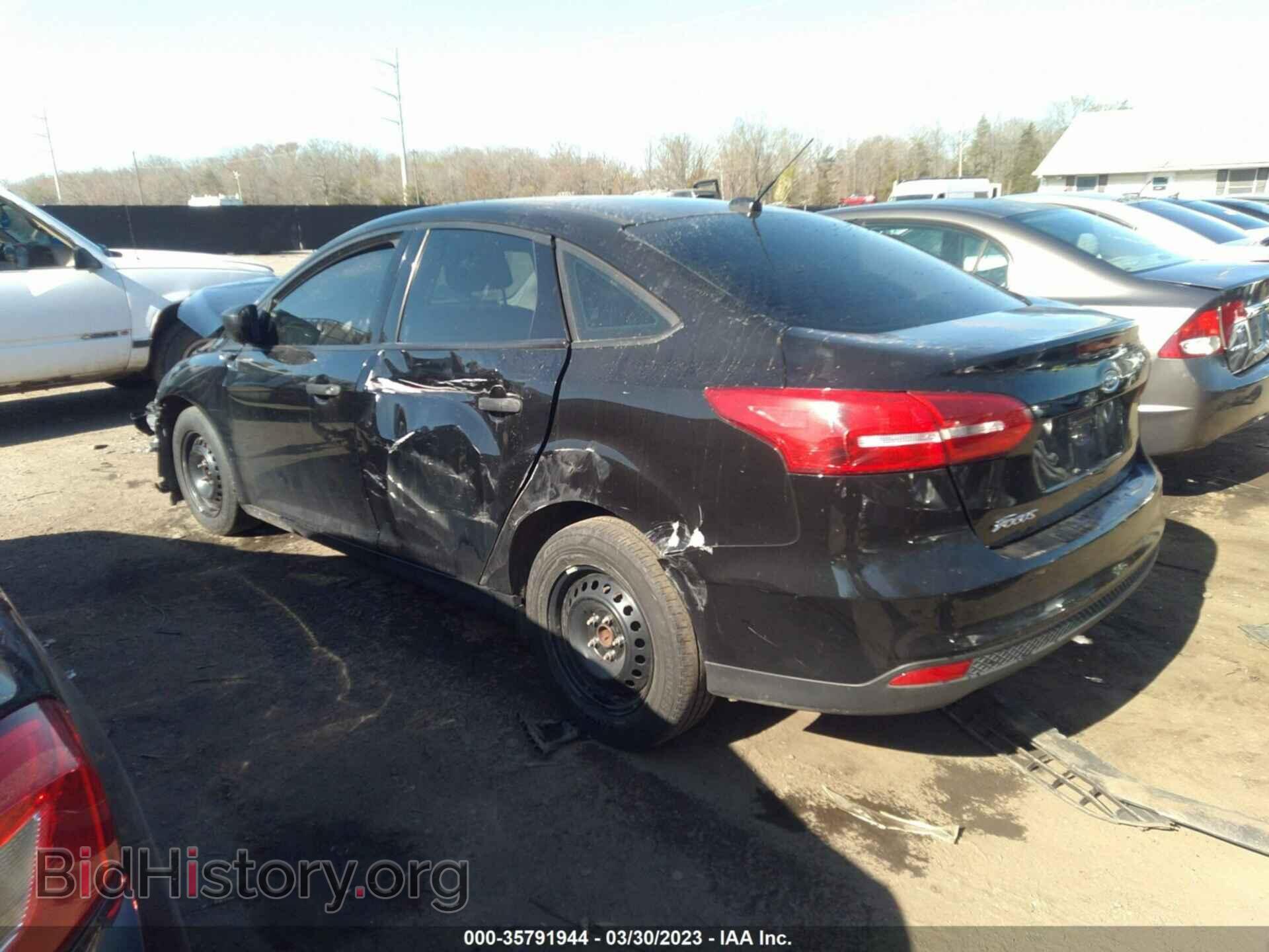 2017 FORD FOCUS - VIN: 1FADP3E2XHL235126 - Фото 3