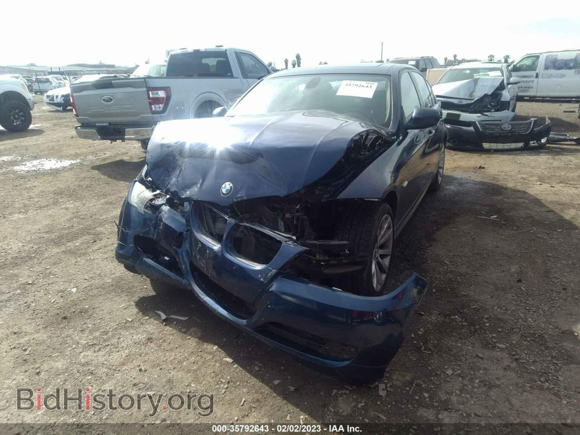 2011 BMW 3 SERIES - VIN: WBAPH5G57BNM72012 - Фото 2