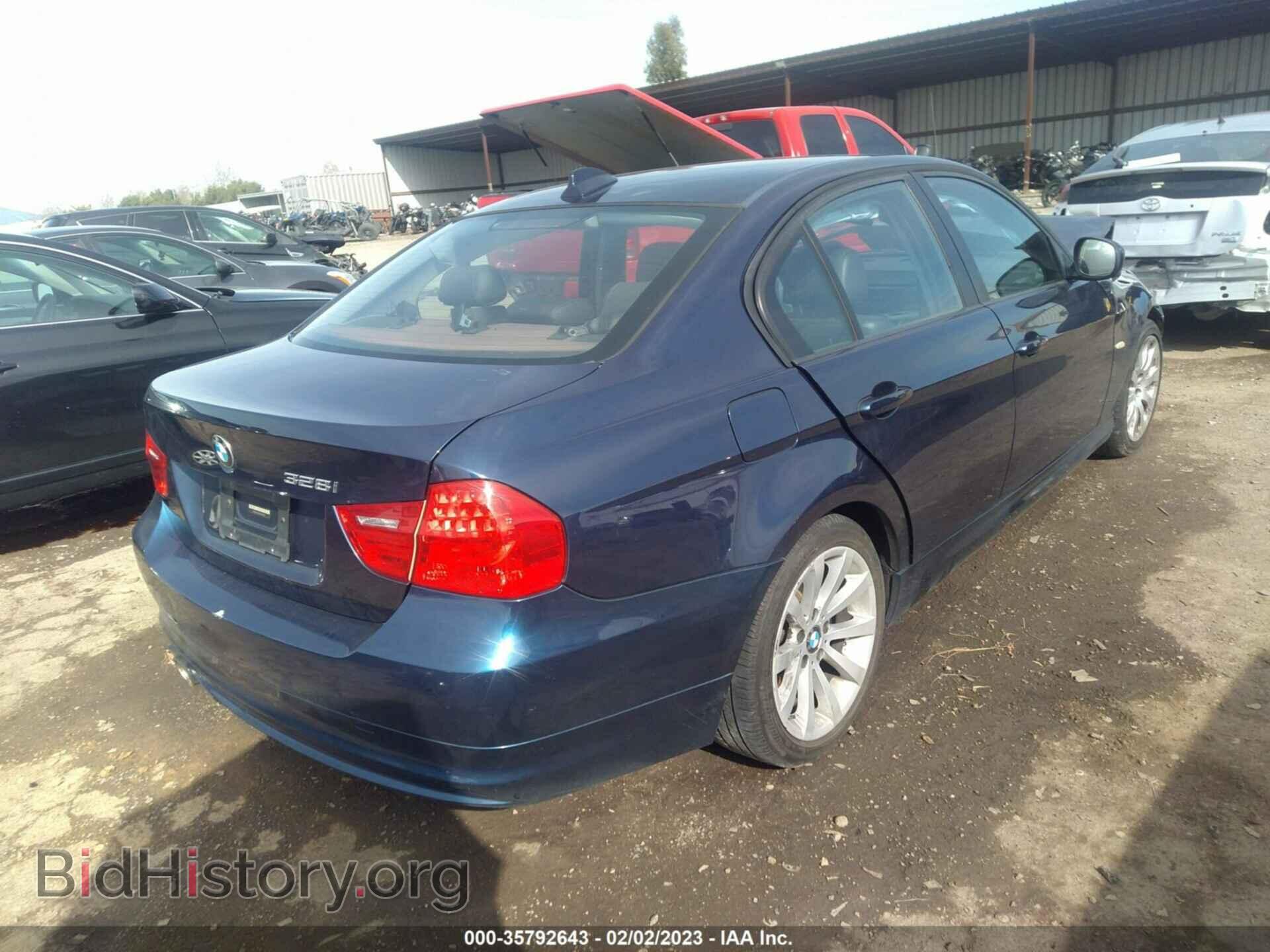 2011 BMW 3 SERIES - VIN: WBAPH5G57BNM72012 - Фото 4