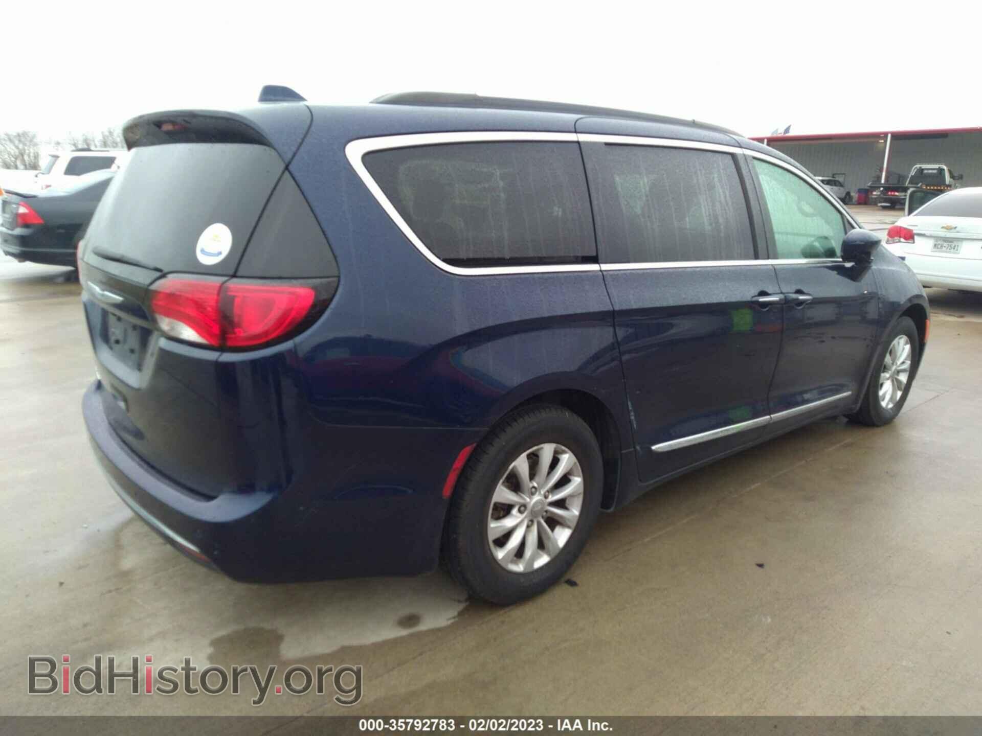 2017 CHRYSLER PACIFICA - VIN: 2C4RC1BG2HR809337 - Photo 4