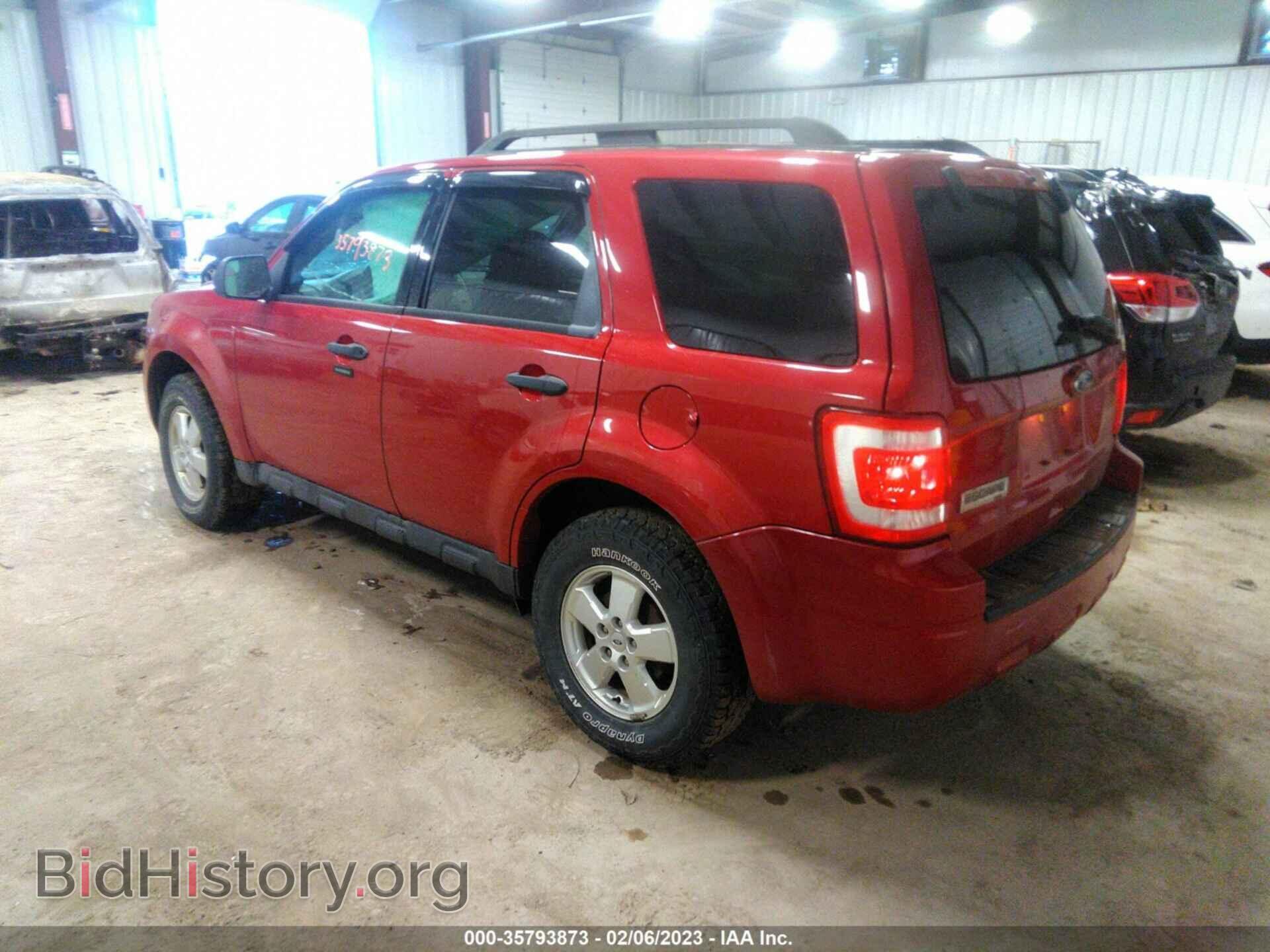 2011 FORD ESCAPE - VIN: 1FMCU9D77BKB69609 - Фото 3