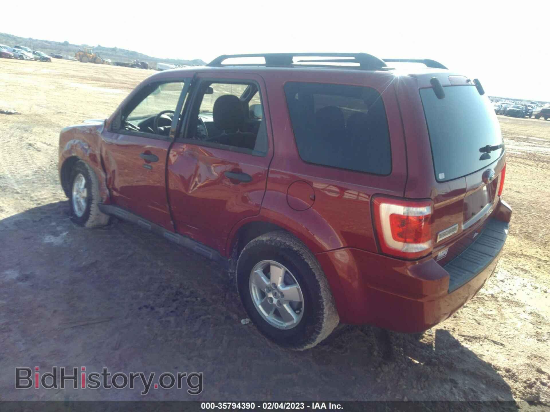 2011 FORD ESCAPE - VIN: 1FMCU0D77BKC51075 - Фото 3