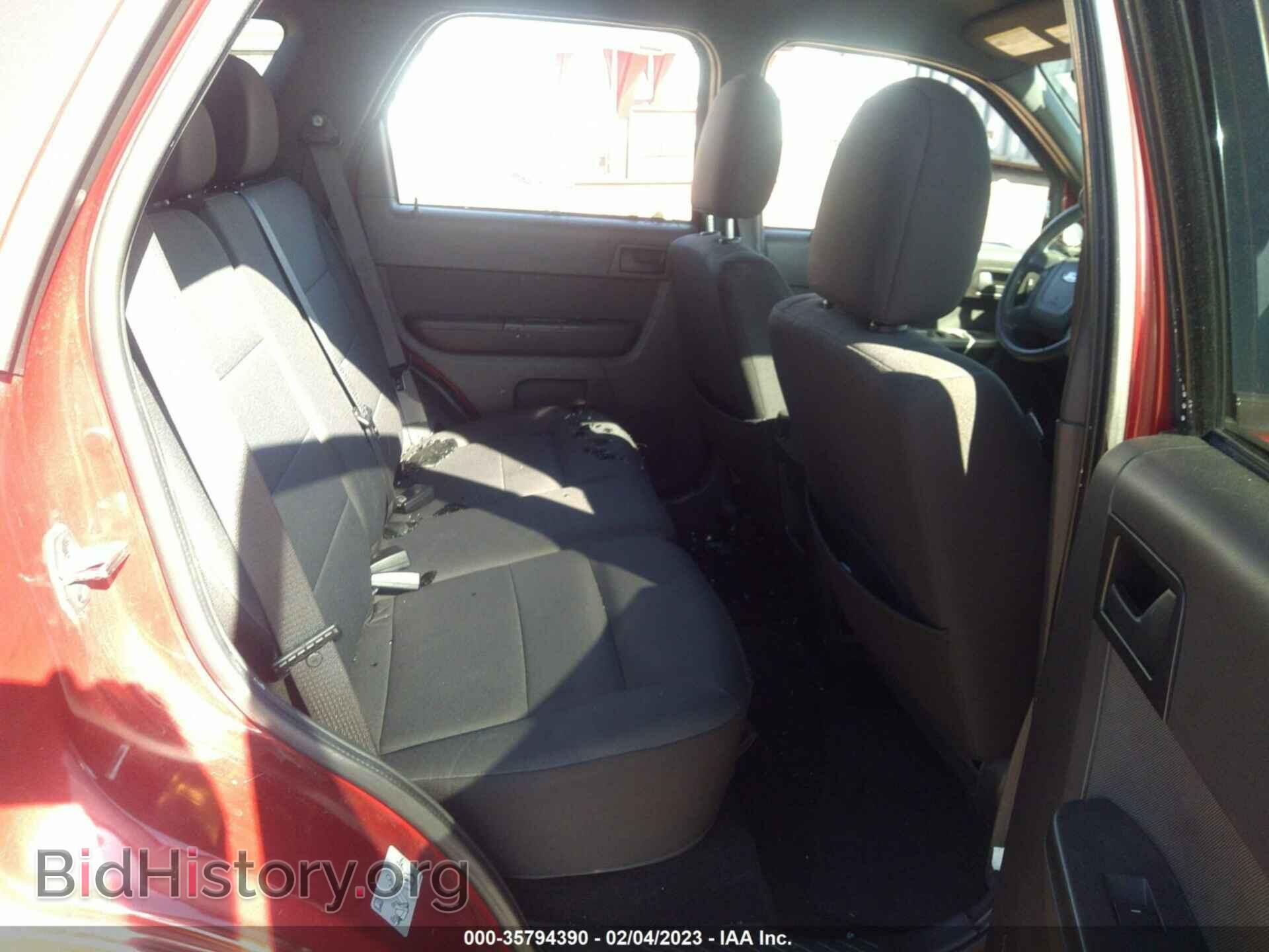 2011 FORD ESCAPE - VIN: 1FMCU0D77BKC51075 - Фото 8