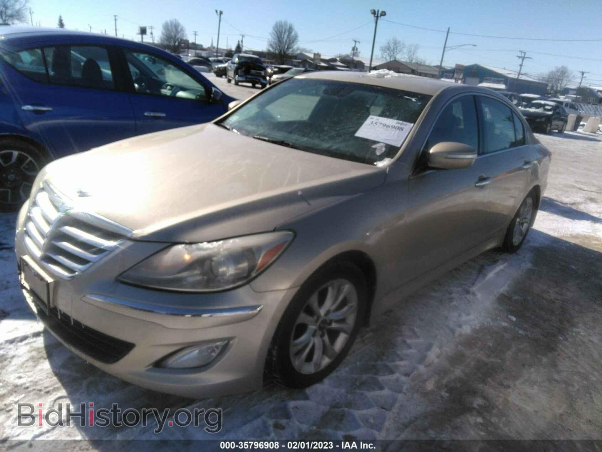 2012 HYUNDAI GENESIS - VIN: KMHGC4DD6CU190499 - Фото 2
