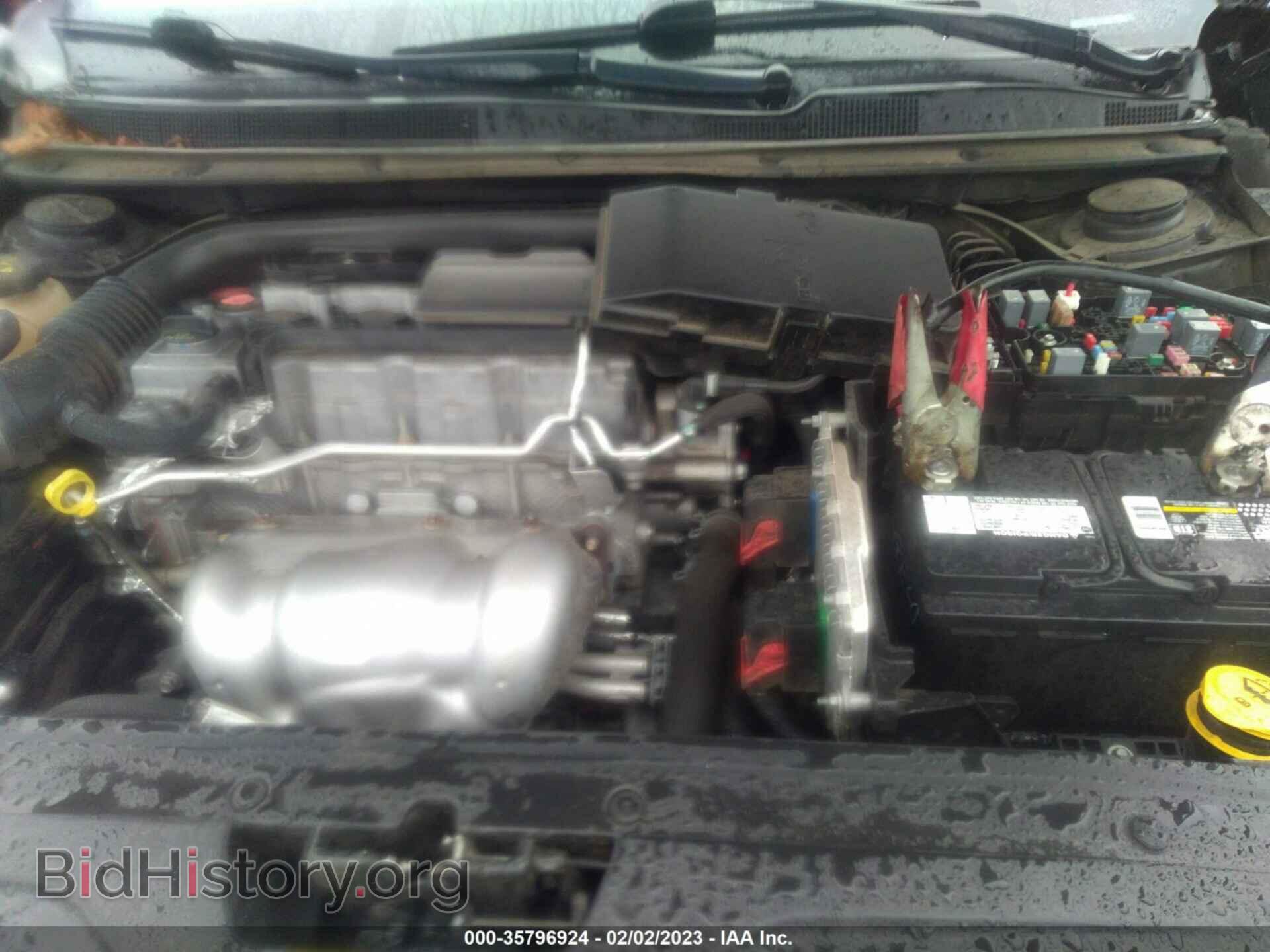 2016 CHRYSLER 200 - VIN: 1C3CCCFB0GN196683 - Фото 10