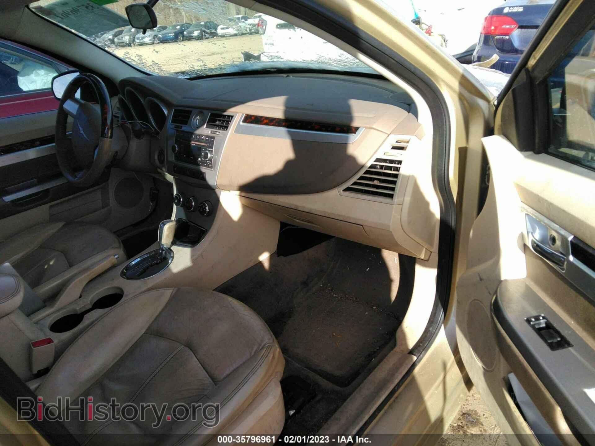2010 CHRYSLER SEBRING - VIN: 1C3CC5FB5AN169871 - Фото 5