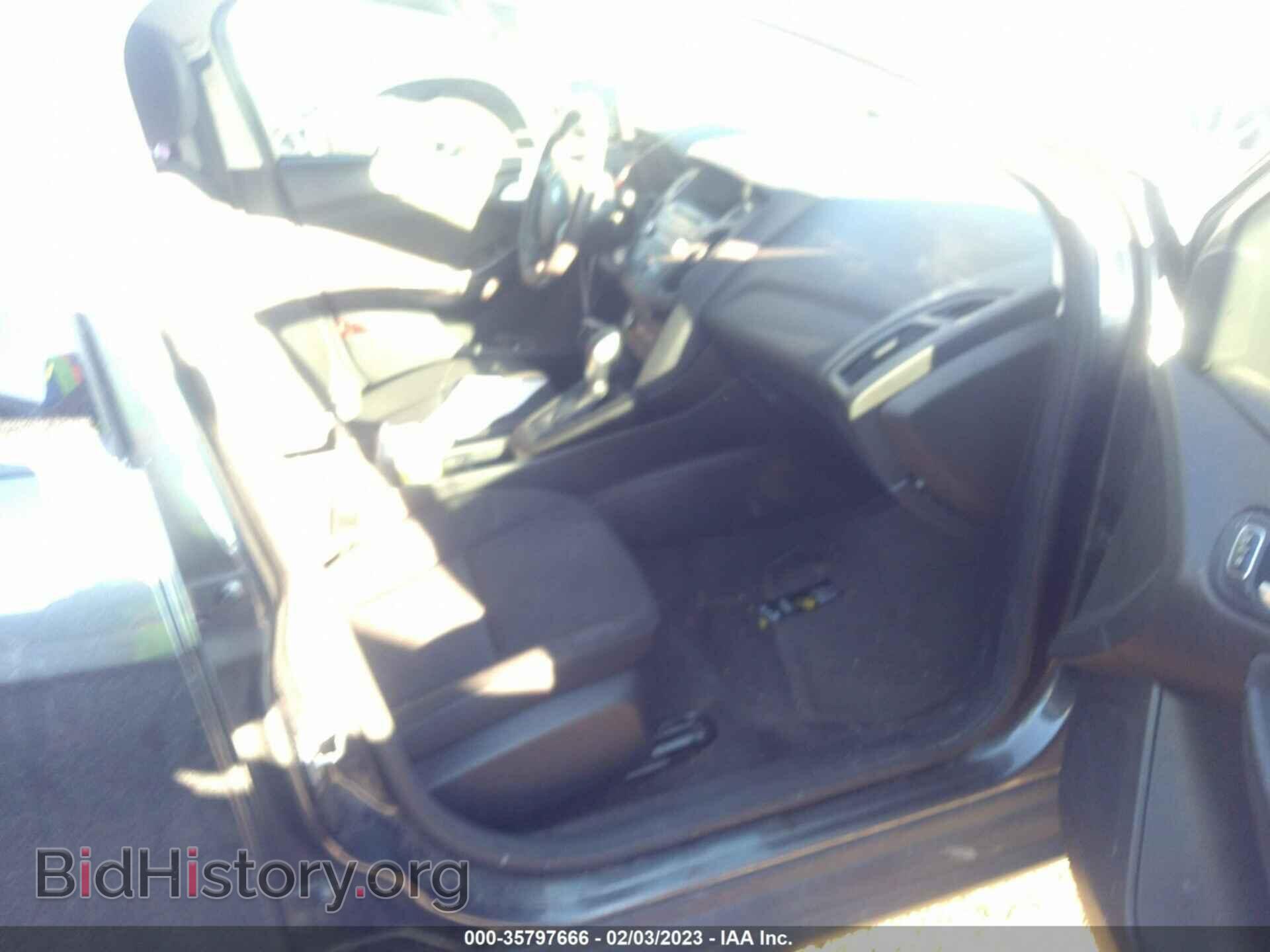 2017 FORD FOCUS - VIN: 1FADP3F23HL313602 - Photo 5