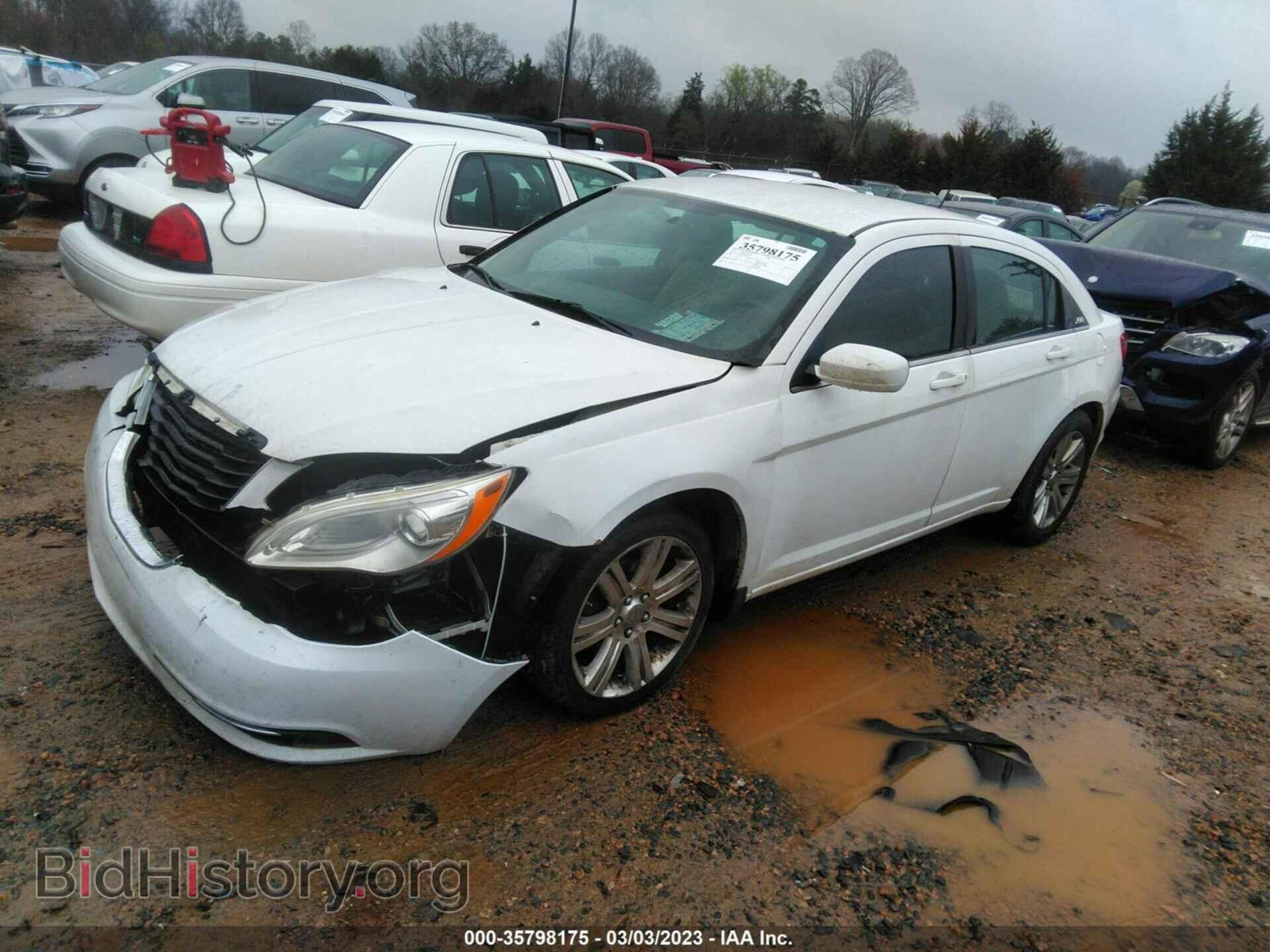 2012 CHRYSLER 200 - VIN: 1C3CCBBB8CN205706 - Фото 2