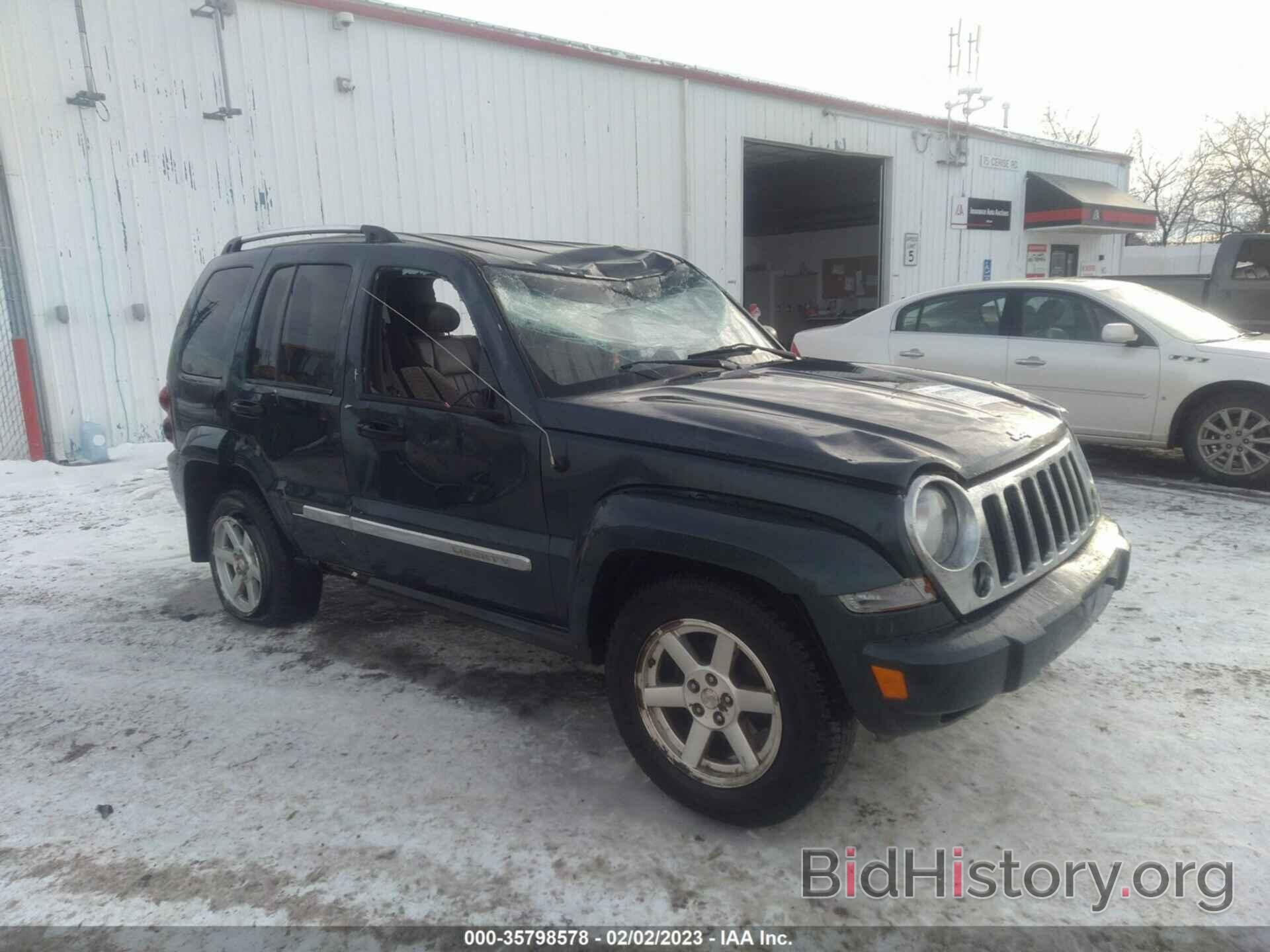 Фотография 1J4GL58K36W141346 - JEEP LIBERTY 2006