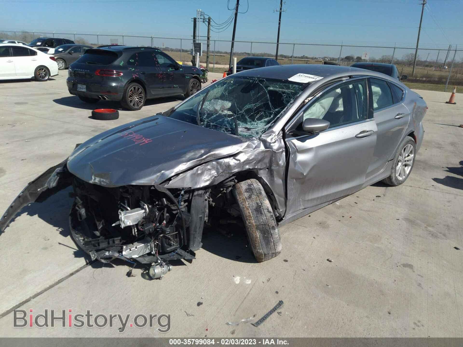 2016 CHRYSLER 200 - VIN: 1C3CCCAB4GN167680 - Фото 2