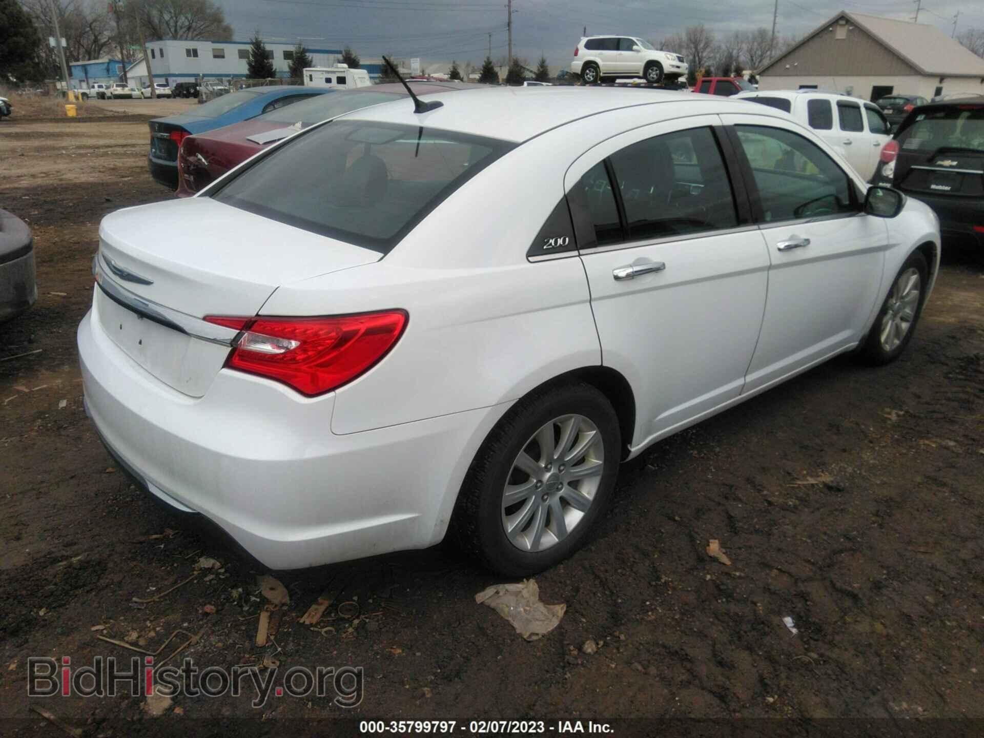 2013 CHRYSLER 200 - VIN: 1C3CCBCG4DN723355 - Фото 4