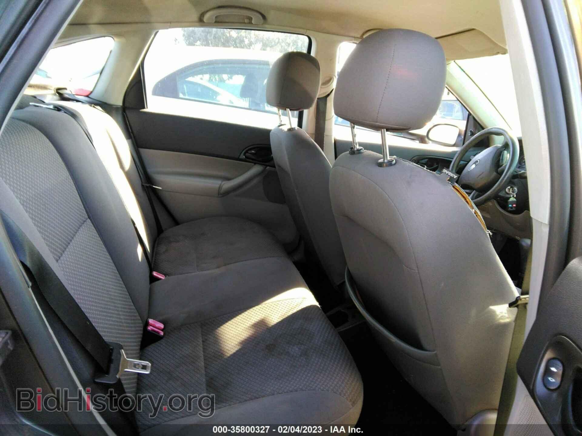 2006 FORD FOCUS - VIN: 1FAHP37NX6W225653 - Фото 8