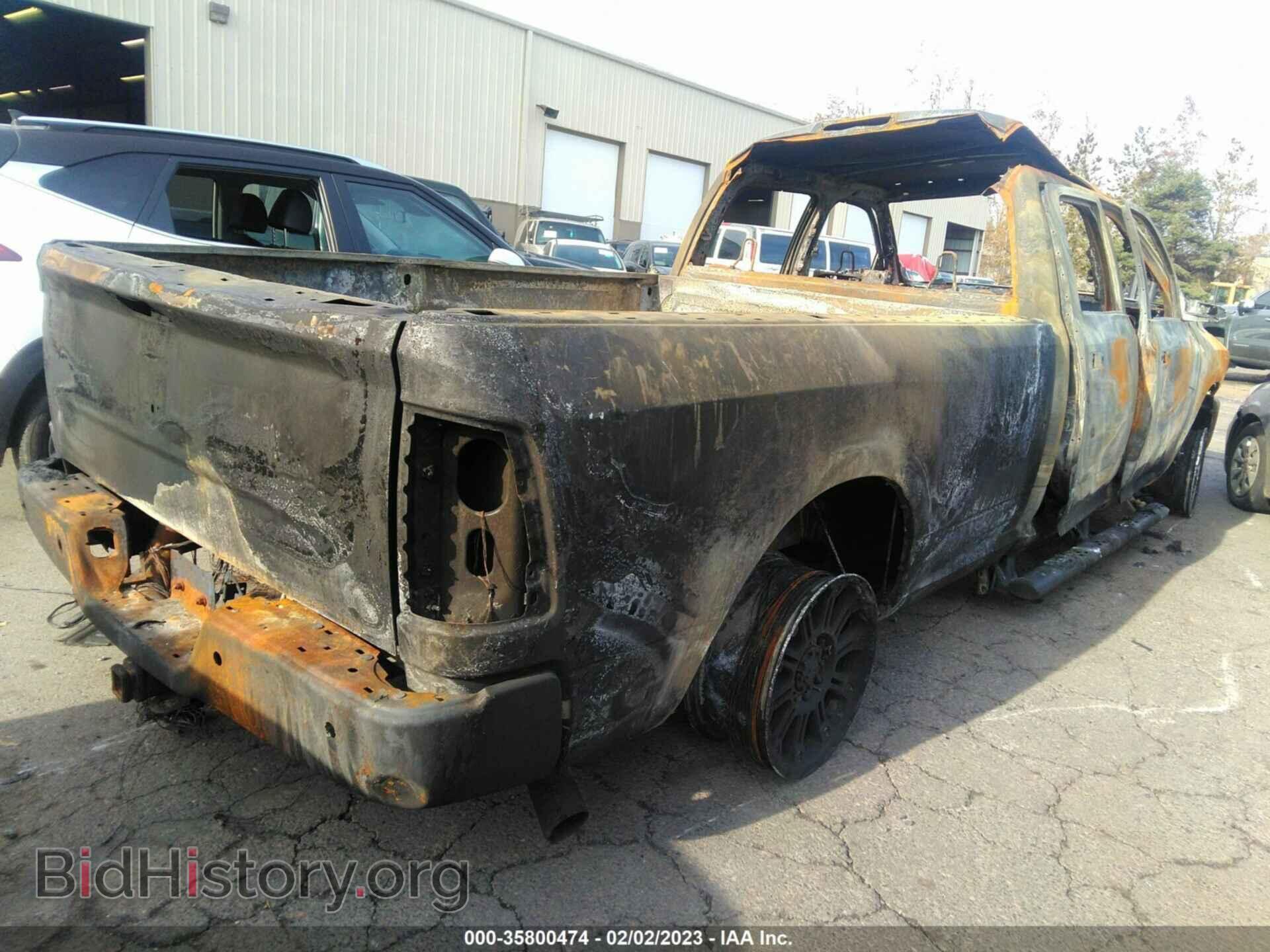 2017 RAM 2500 - VIN: 3C6UR5HL3HG726663 - Фото 4