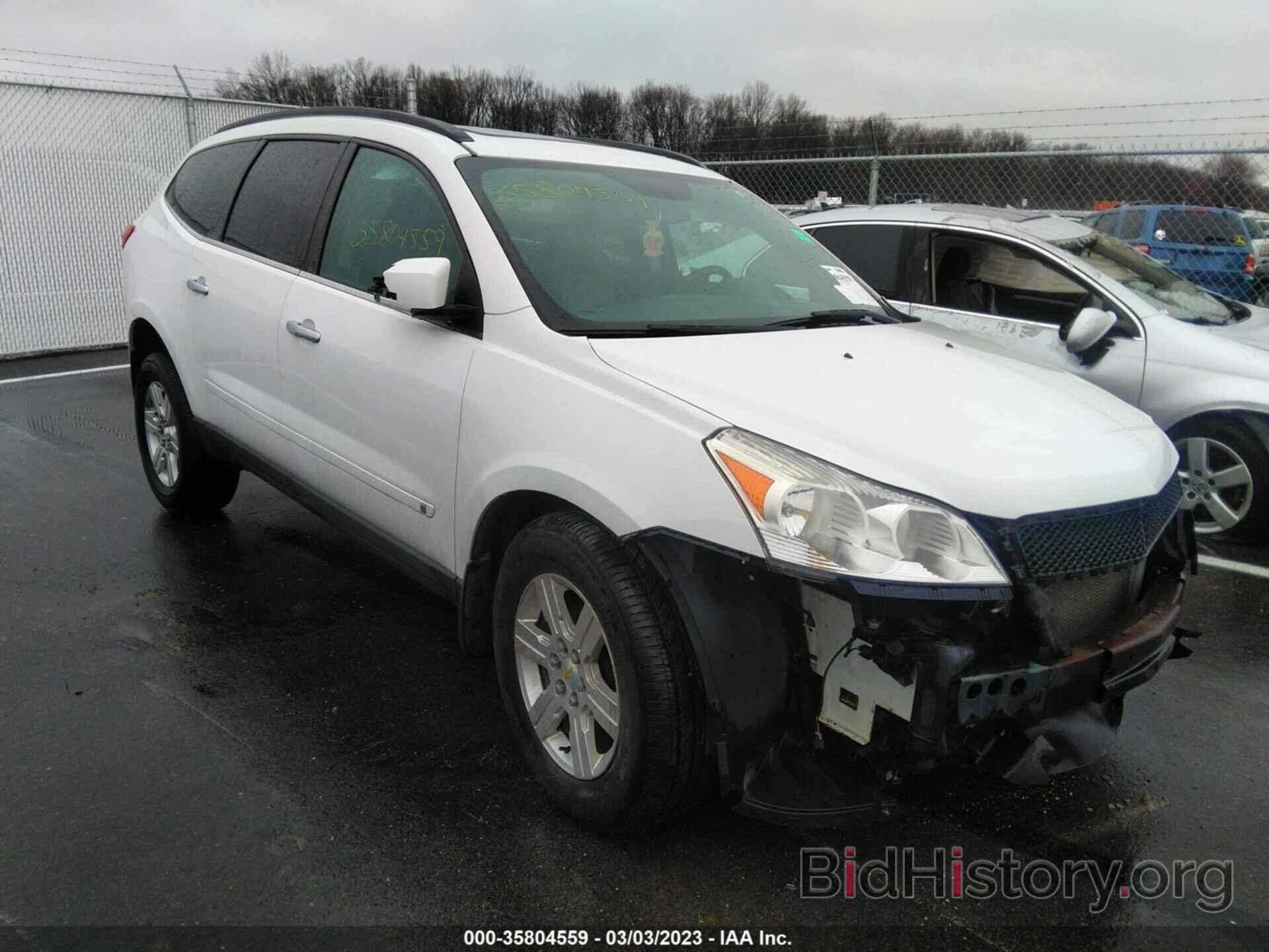 Photo 1GNLRGED2AS134934 - CHEVROLET TRAVERSE 2010