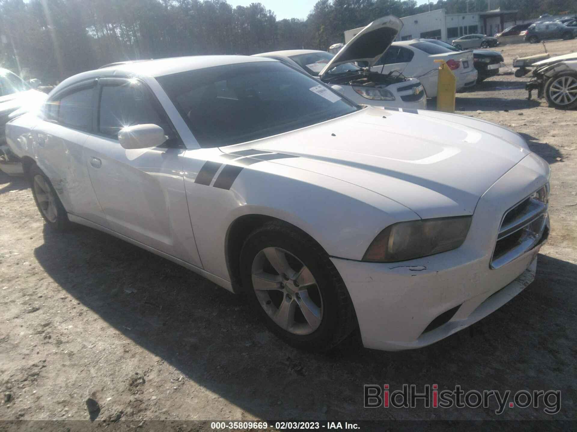 Photo 2C3CDXBG2DH571127 - DODGE CHARGER 2013