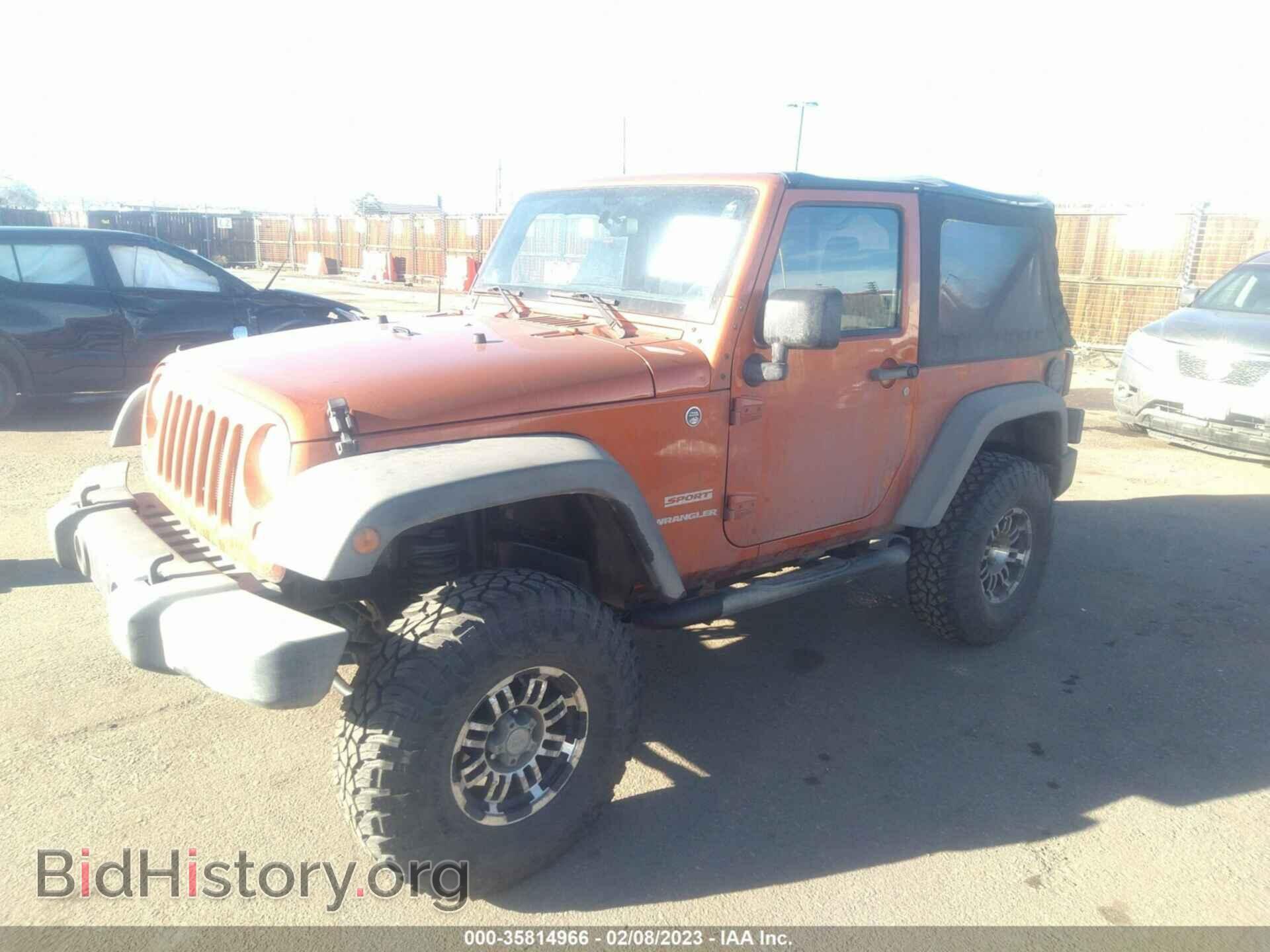 2011 JEEP WRANGLER - VIN: 1J4AA2D15BL624694 - Фото 2