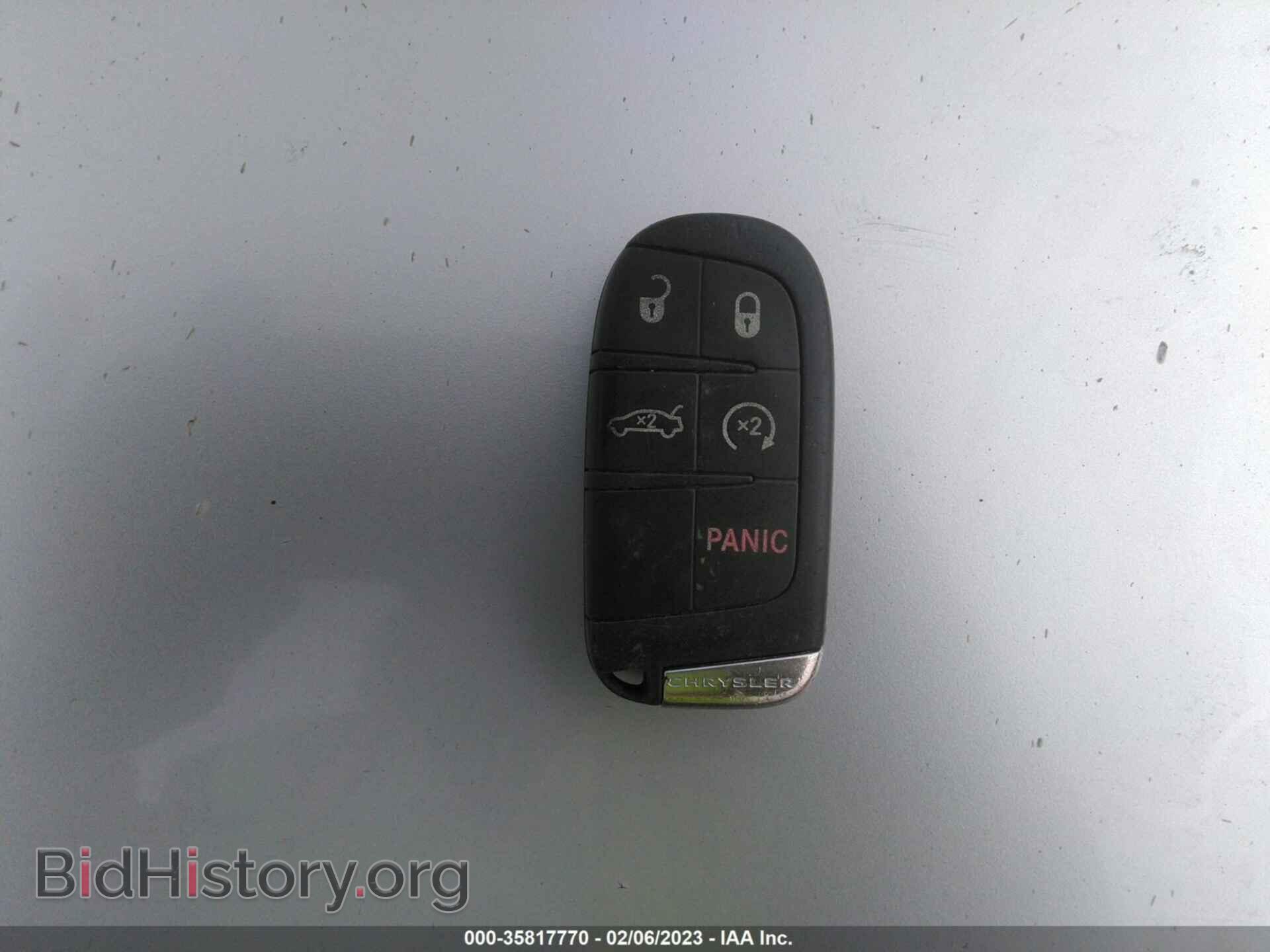 2012 CHRYSLER 300 - VIN: 2C3CCACG2CH242375 - Фото 11