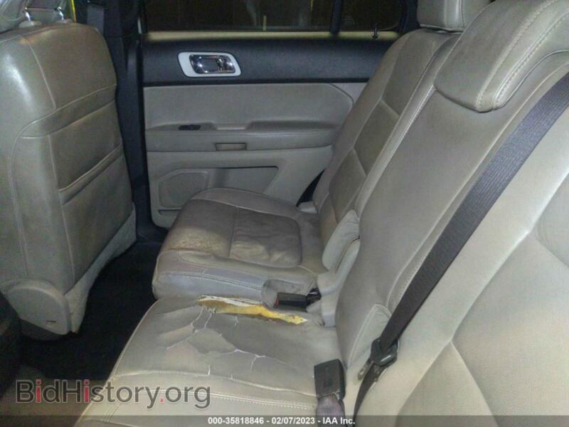 2011 Ford EXPLORER (VIN 1FMHK8D84BGA17059) — фото 8 из 11