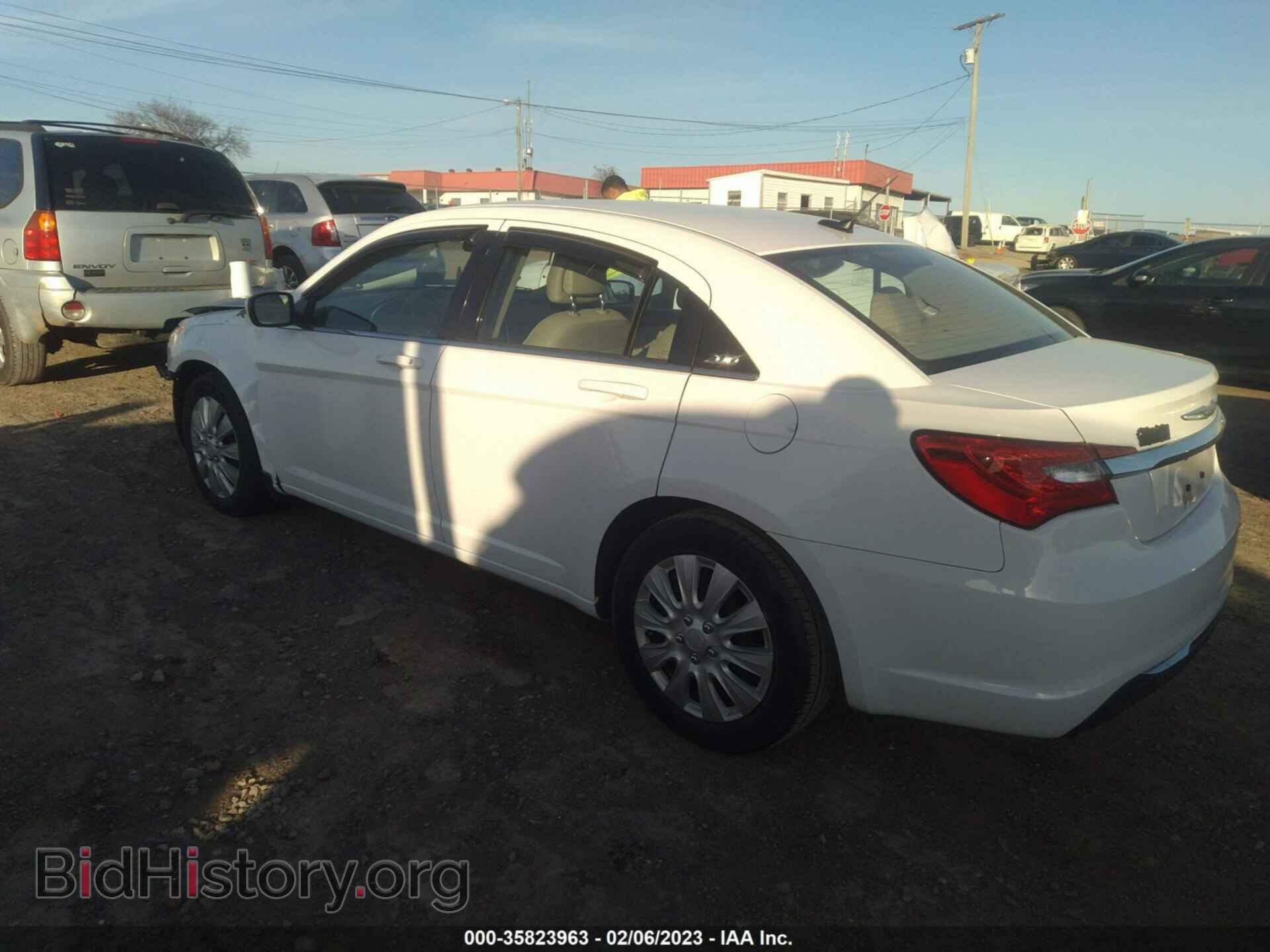 2012 CHRYSLER 200 - VIN: 1C3CCBAB4CN146008 - Фото 3