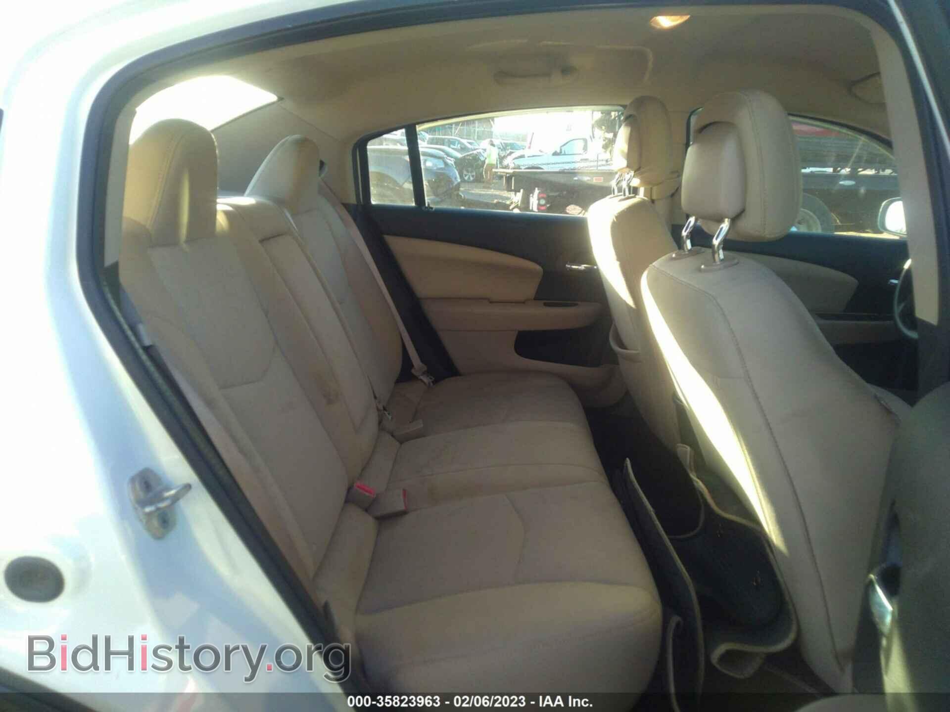 2012 CHRYSLER 200 - VIN: 1C3CCBAB4CN146008 - Фото 8