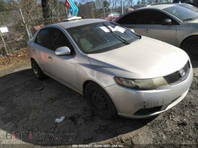2010 Kia FORTE LX, серебристый — VIN KNAFT4A20A5109097, IAAI