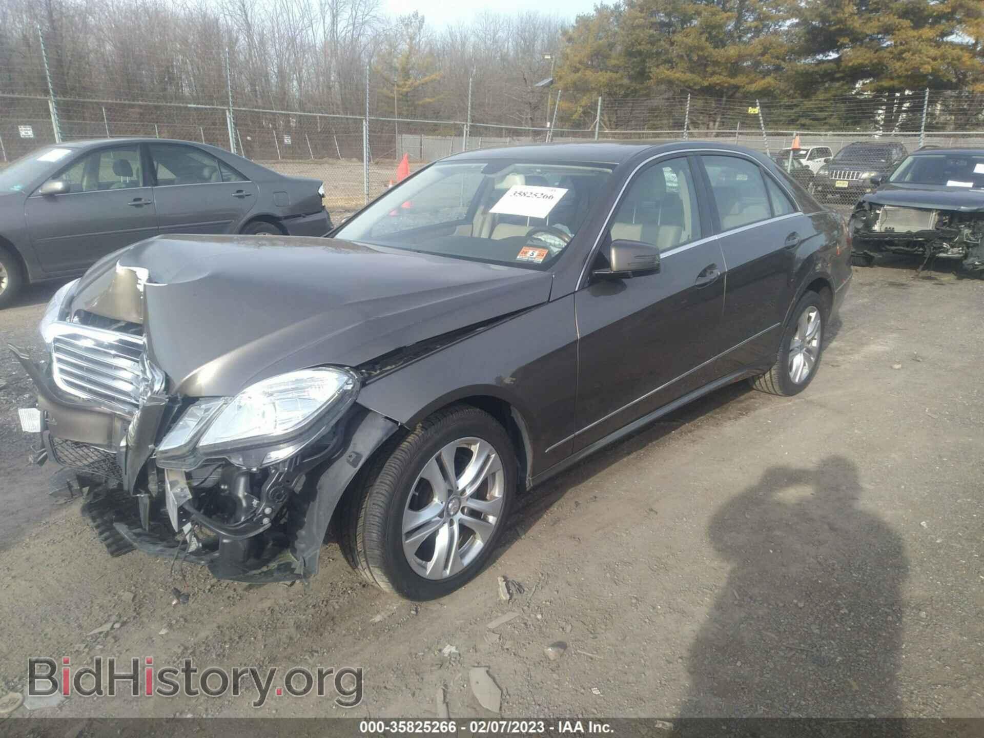2011 MERCEDES-BENZ E-CLASS - VIN: WDDHF8HB6BA401481 - Фото 2