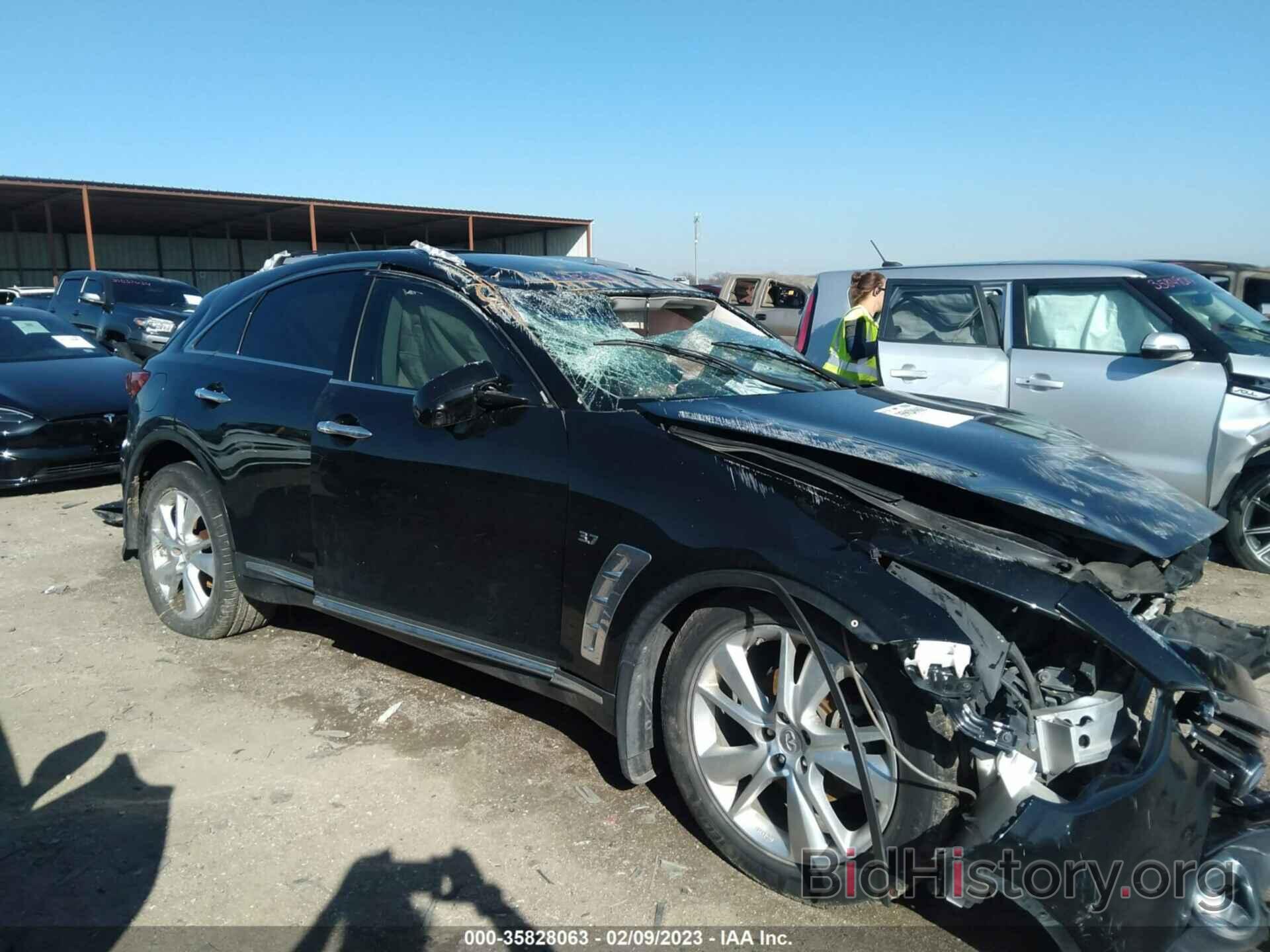 Photo JN8CS1MU3FM382170 - INFINITI QX70 2015