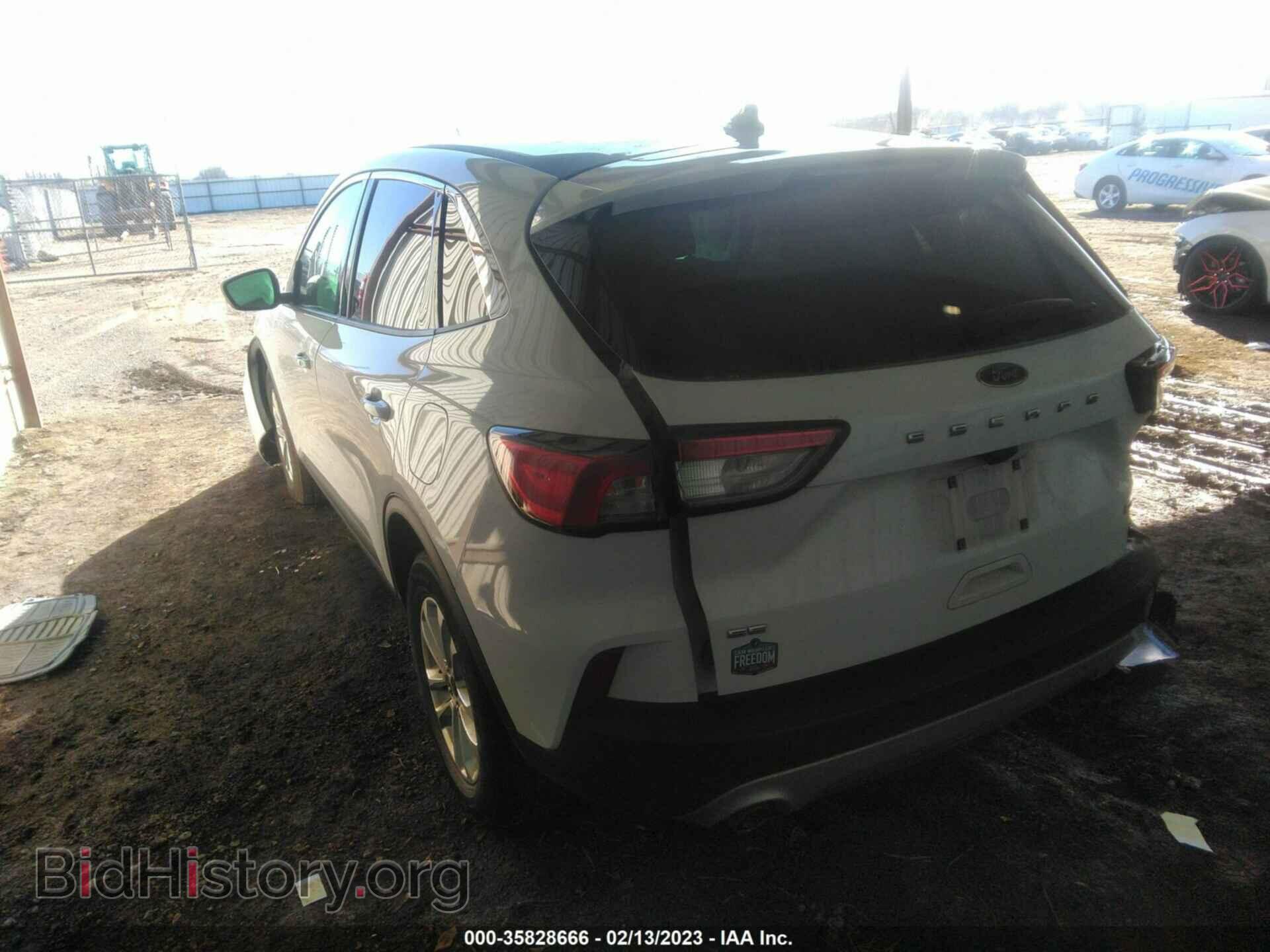 2020 FORD ESCAPE - VIN: 1FMCU0G61LUA76220 - Фото 3