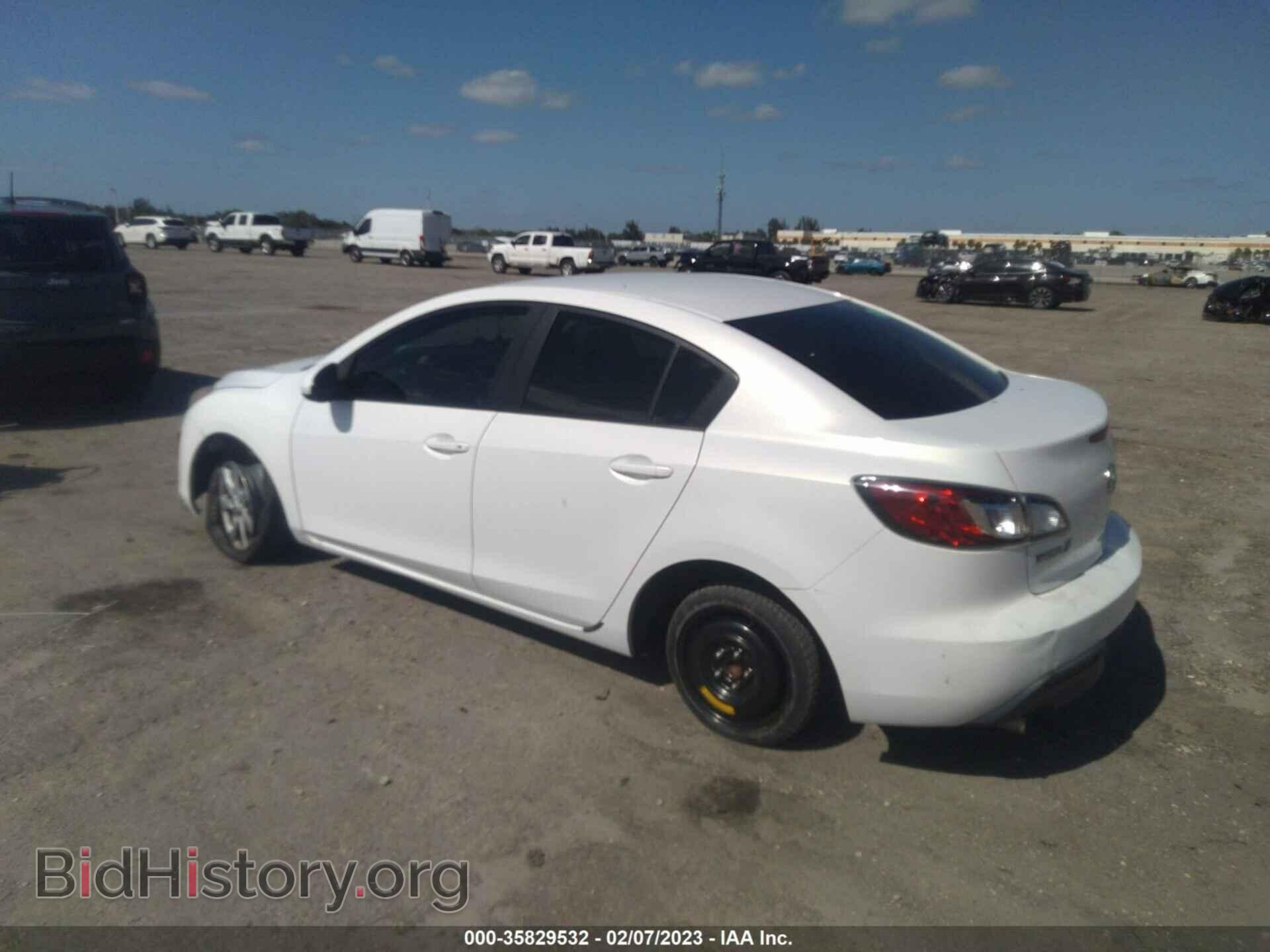 2011 MAZDA MAZDA3 - VIN: JM1BL1VG1B1455061 - Фото 3