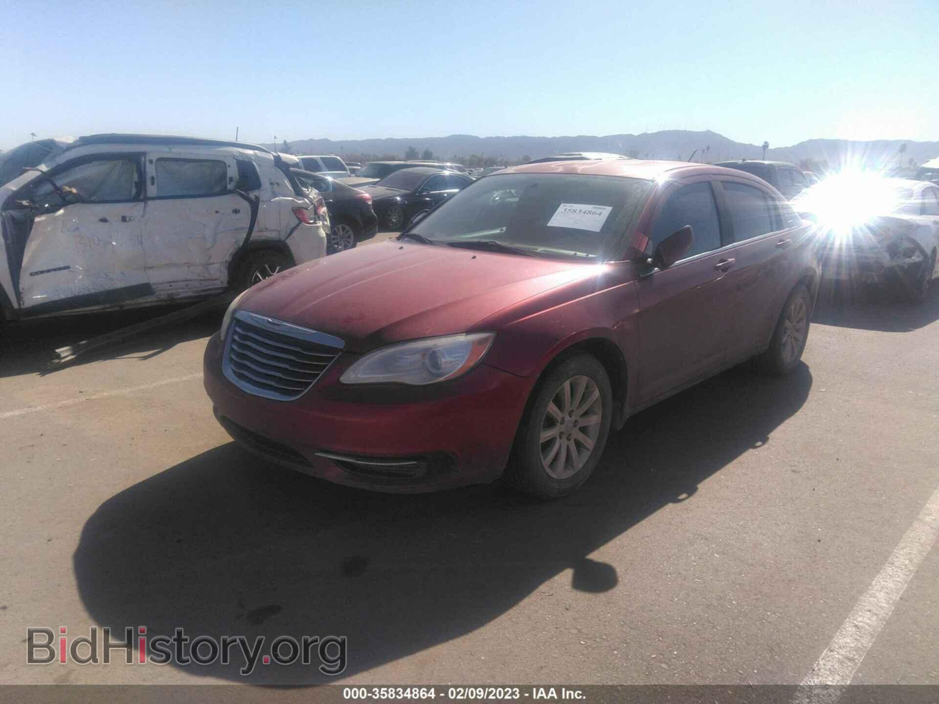 2013 CHRYSLER 200 - VIN: 1C3CCBBB1DN705997 - Фото 2